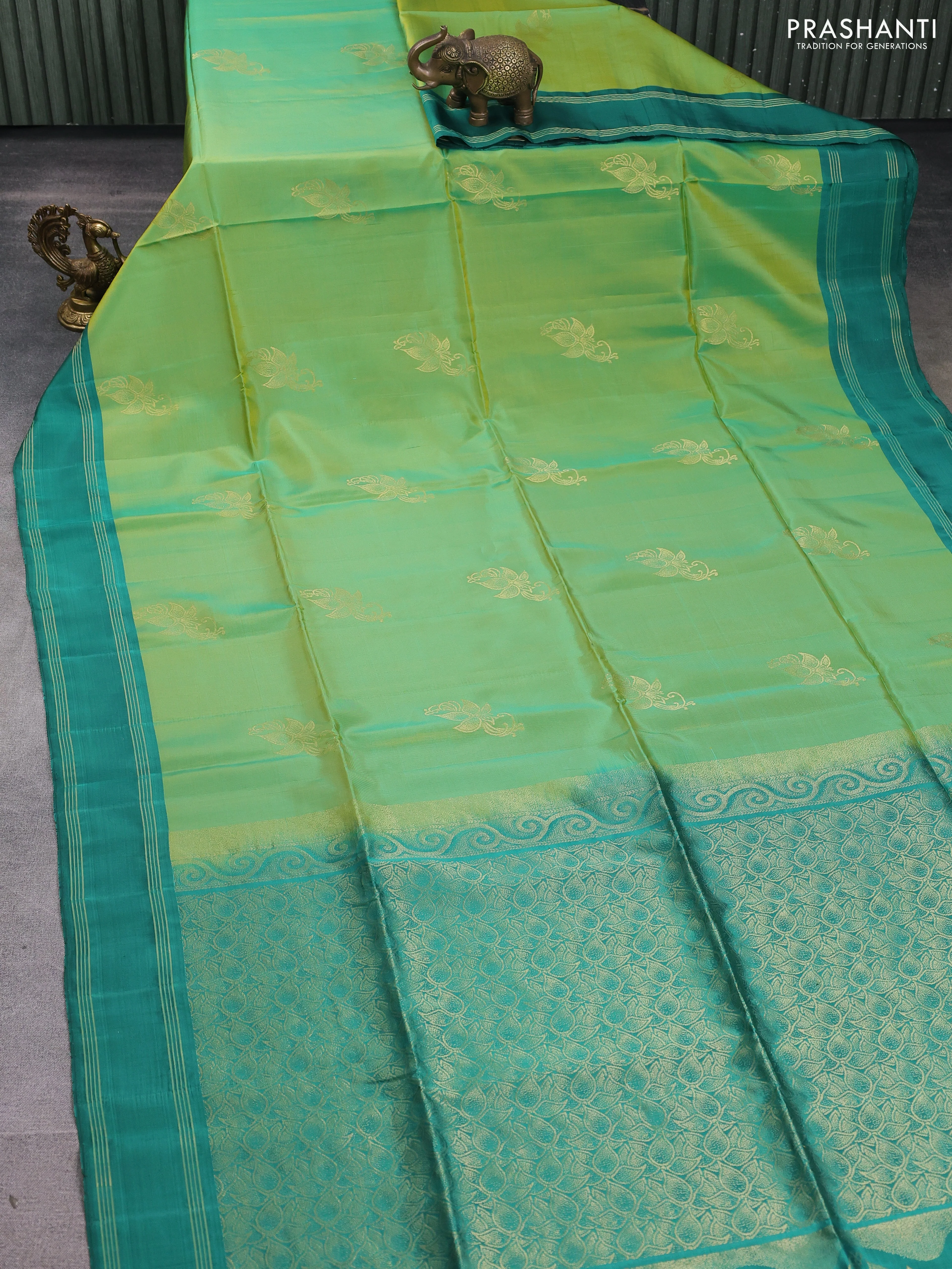 Kanchipuram soft silk saree light pink and green with zari woven buttas and zari woven border - Image 2
