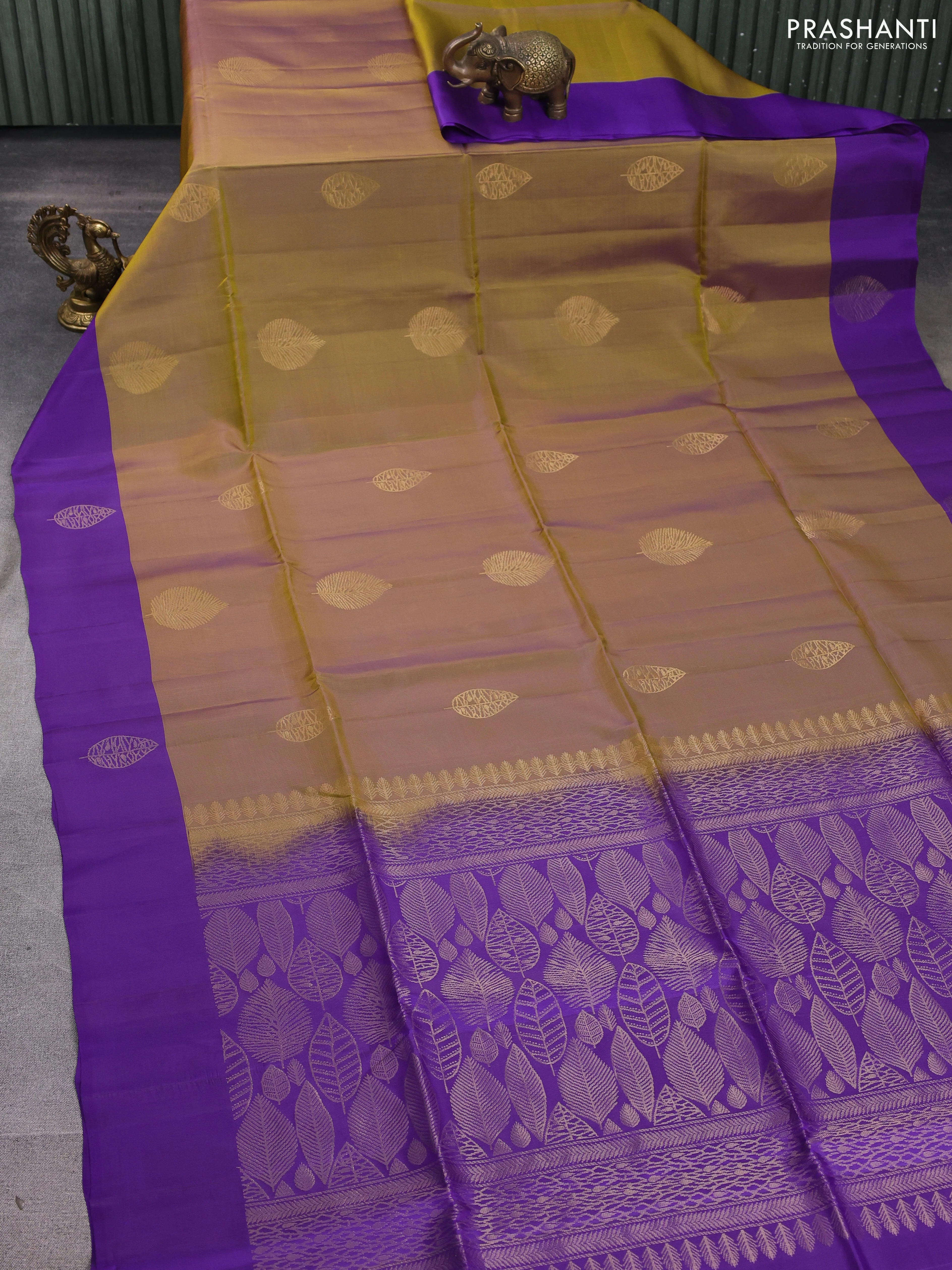 Kanchipuram soft silk saree mehendi green and violet with zari woven buttas and zari woven butta border - Image 2