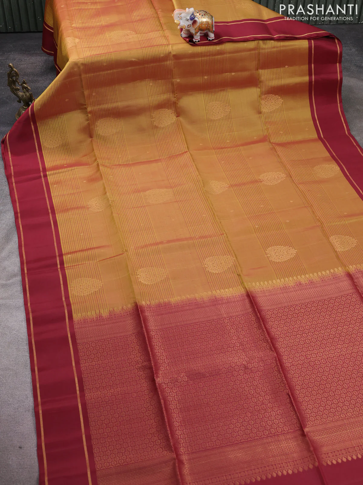 Kanchipuram soft silk saree mustard yellow and deep maroon with zari woven buttas and rettapet zari woven border - Image 2