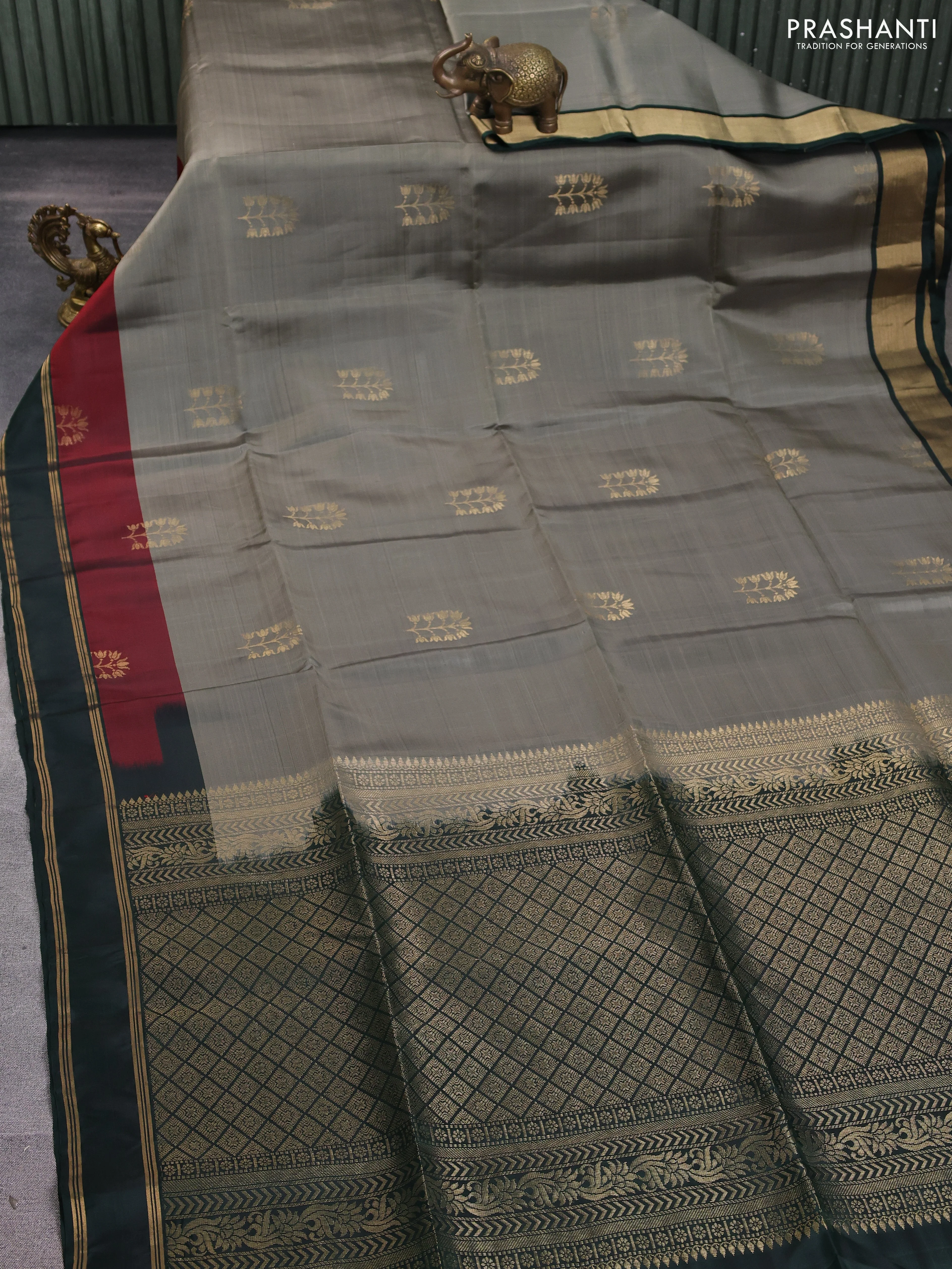 Kanchipuram soft silk saree pastel green and bottle green with zari woven buttas and rettapet zari woven border - Image 2