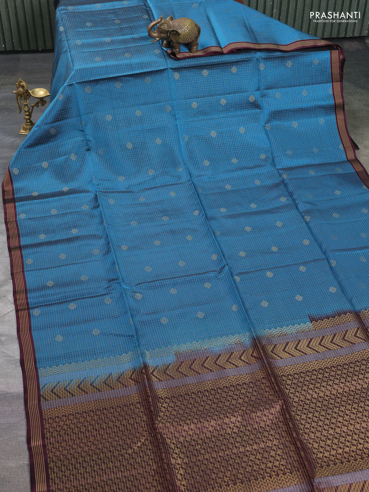 Kanchipuram soft silk saree peacock blue and deep maroon with allover small zari checks & buttas and zari woven border - Image 2