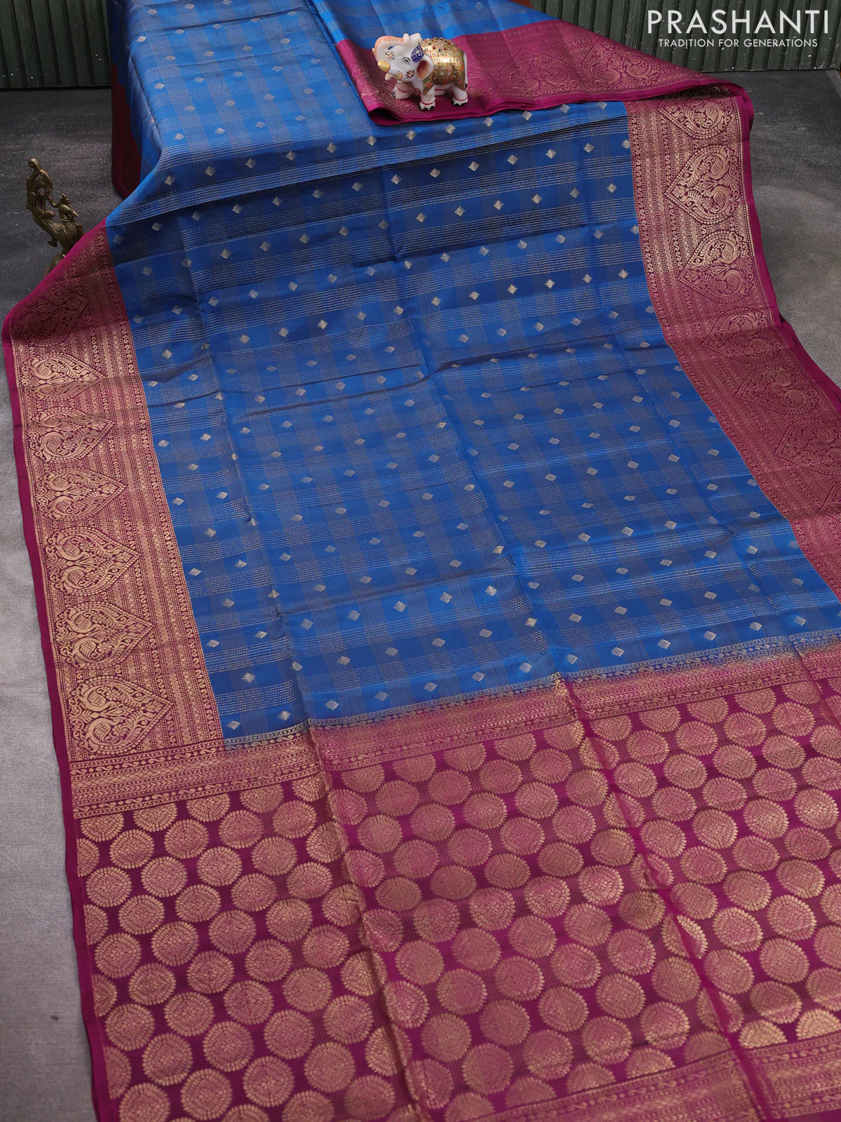 Kanchipuram soft silk saree peacock blue and magenta pink with allover zari checks & buttas and long zari woven border - Image 2