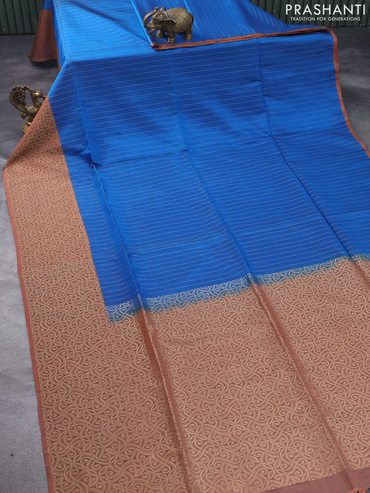 Kanchipuram soft silk saree peacock blue and pastel brown with allover zari weaves and piping border - Image 2