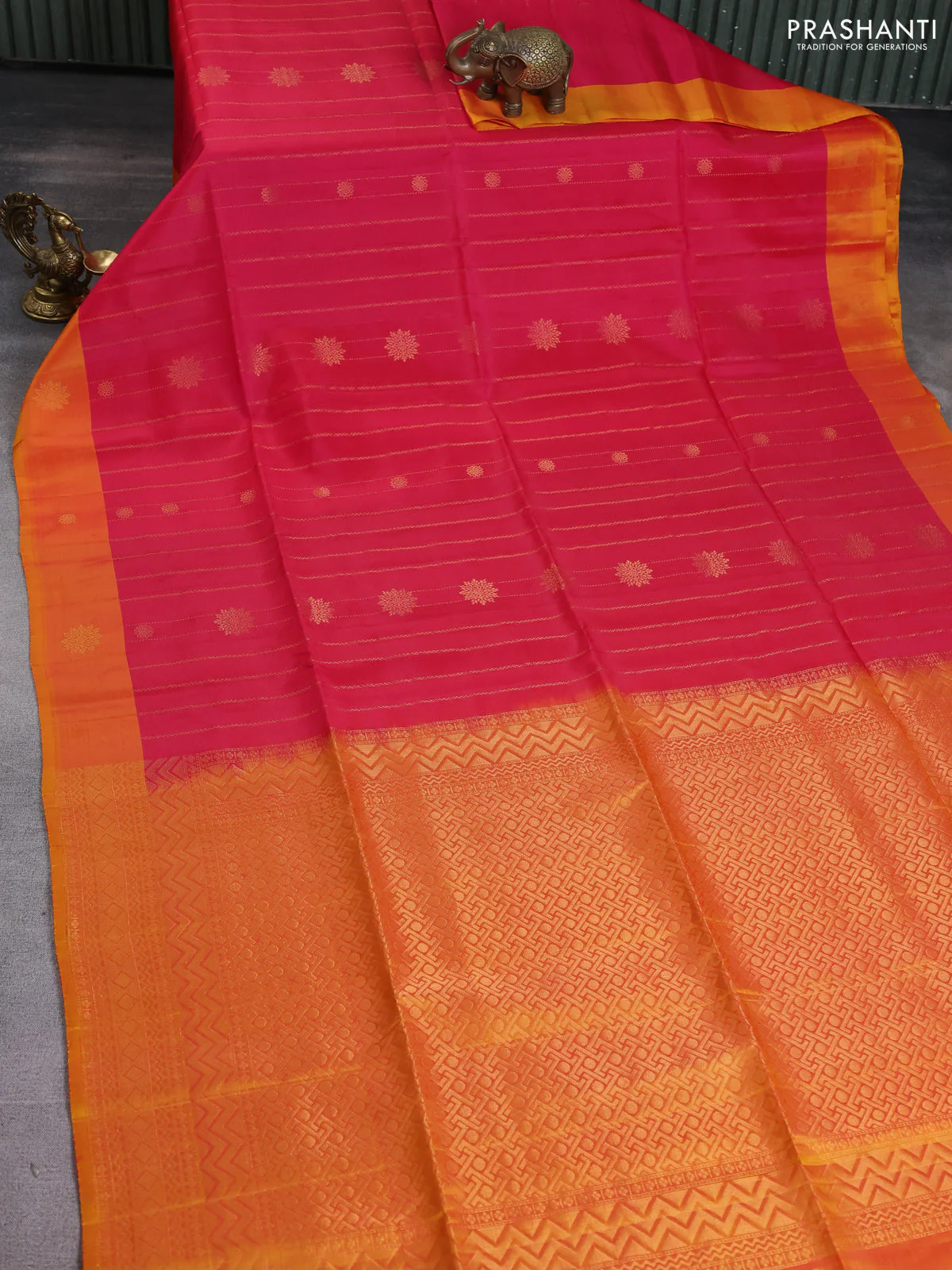 Kanchipuram soft silk saree pink and dual shade of mango yellow with allover zari weaves and zari woven butta border - Image 2