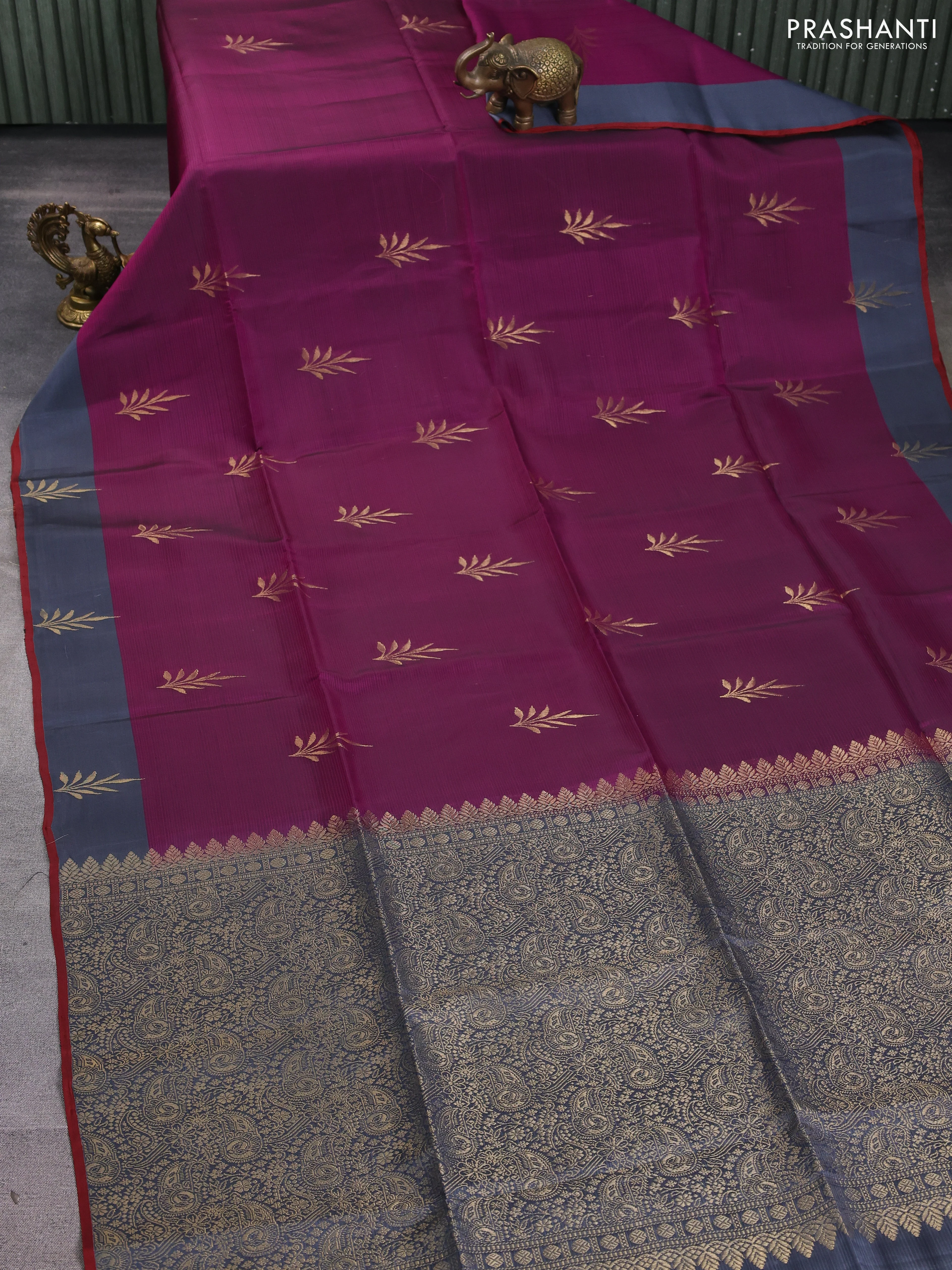 Kanchipuram soft silk saree purple and grey with zari woven buttas and zari woven butta border - Image 2