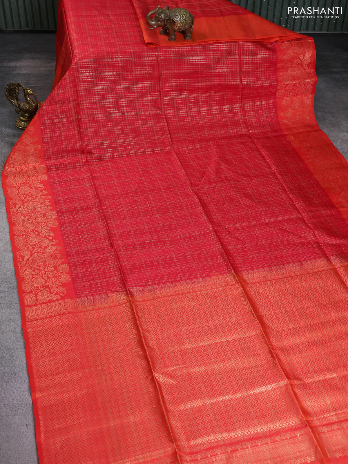Kanchipuram soft silk saree red and orange with allover zari woven checked pattern and peacock design zari woven border - Image 2