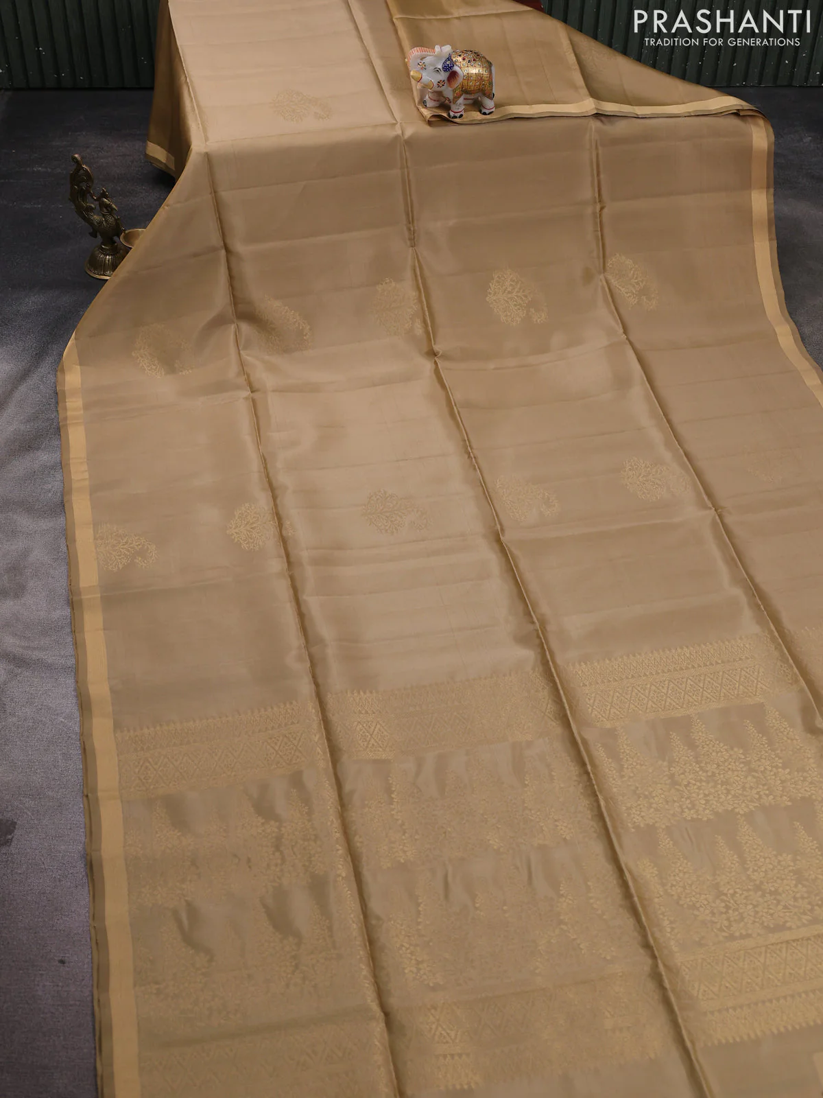 Kanchipuram soft silk saree sandal with allover zari woven buttas and zari woven border - Image 2