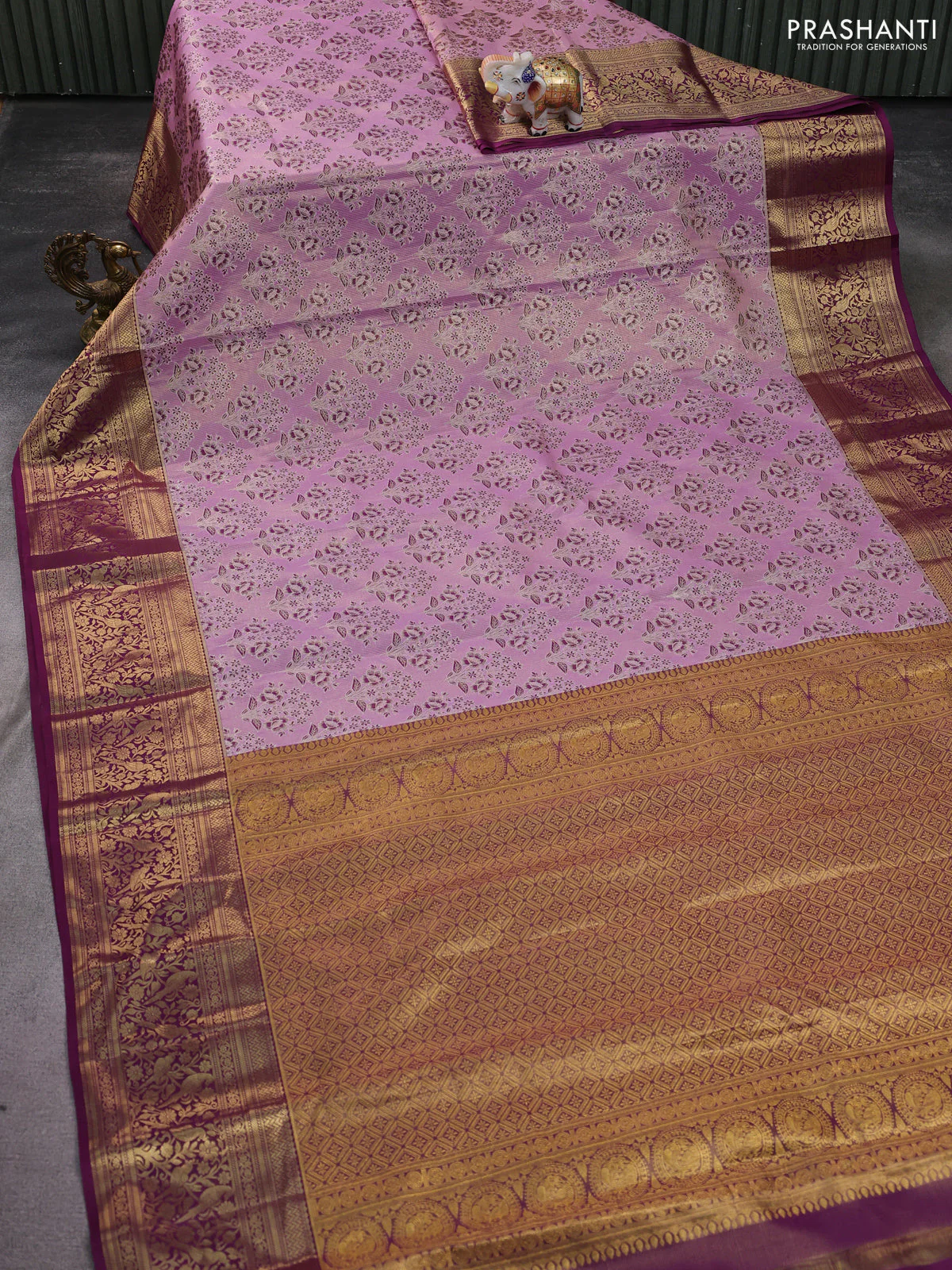Kanchipuram tissue silk saree lavender and purple with allover zari woven brocade weaves and zari woven border - Image 2