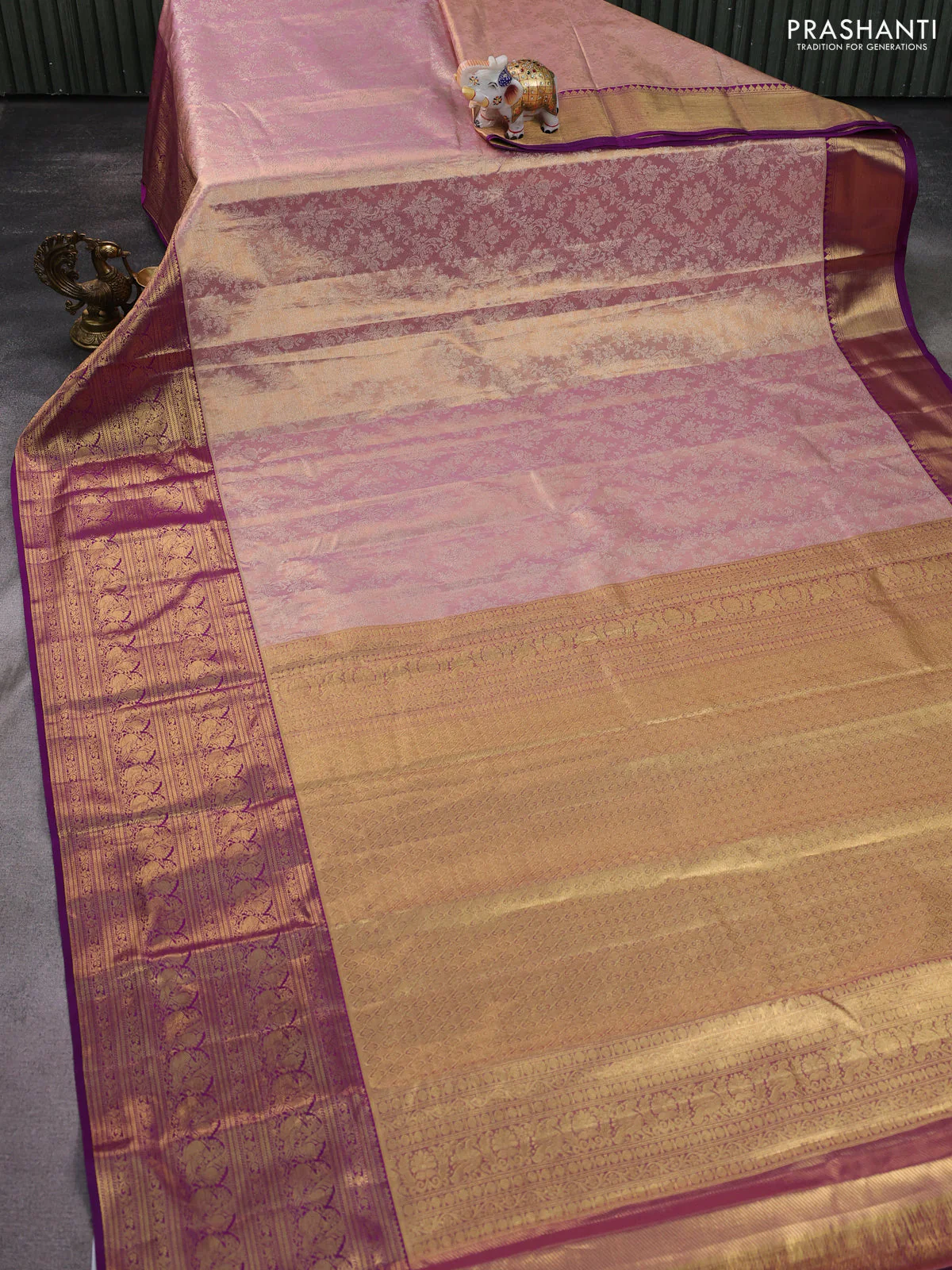 Kanchipuram tissue silk saree pastel pink and purple with allover zari woven brocade weaves and long zari woven border - Image 2