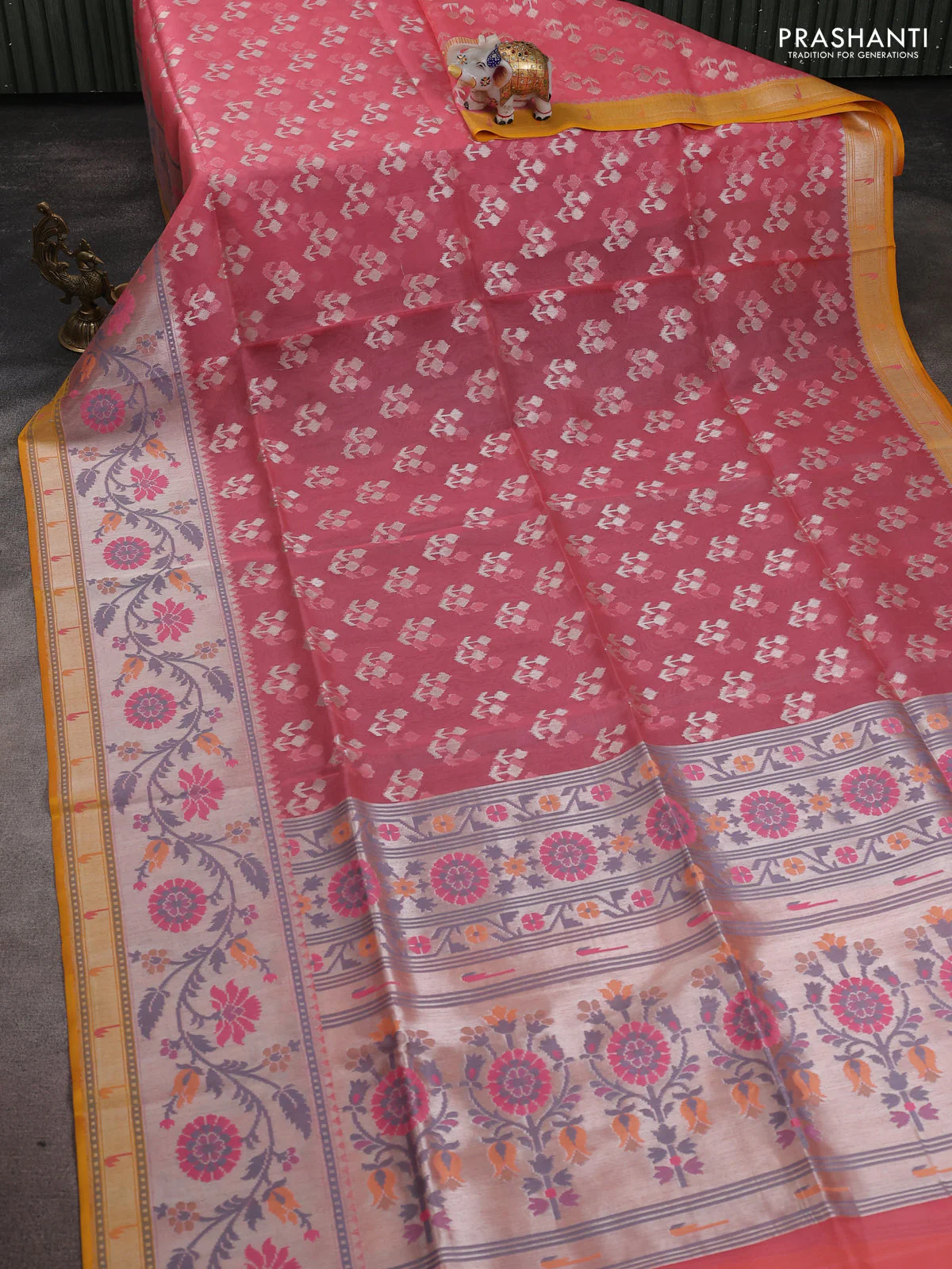 Kora jamdhani silk saree peach shade and yellow with allover jamdhani weaves and zari woven border - Image 2