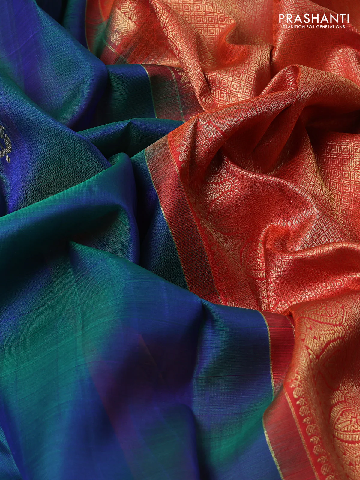 Kora kanchipuram silk saree dual shade of greenish blue and orange with floral zari woven buttas and zari woven border - Image 3