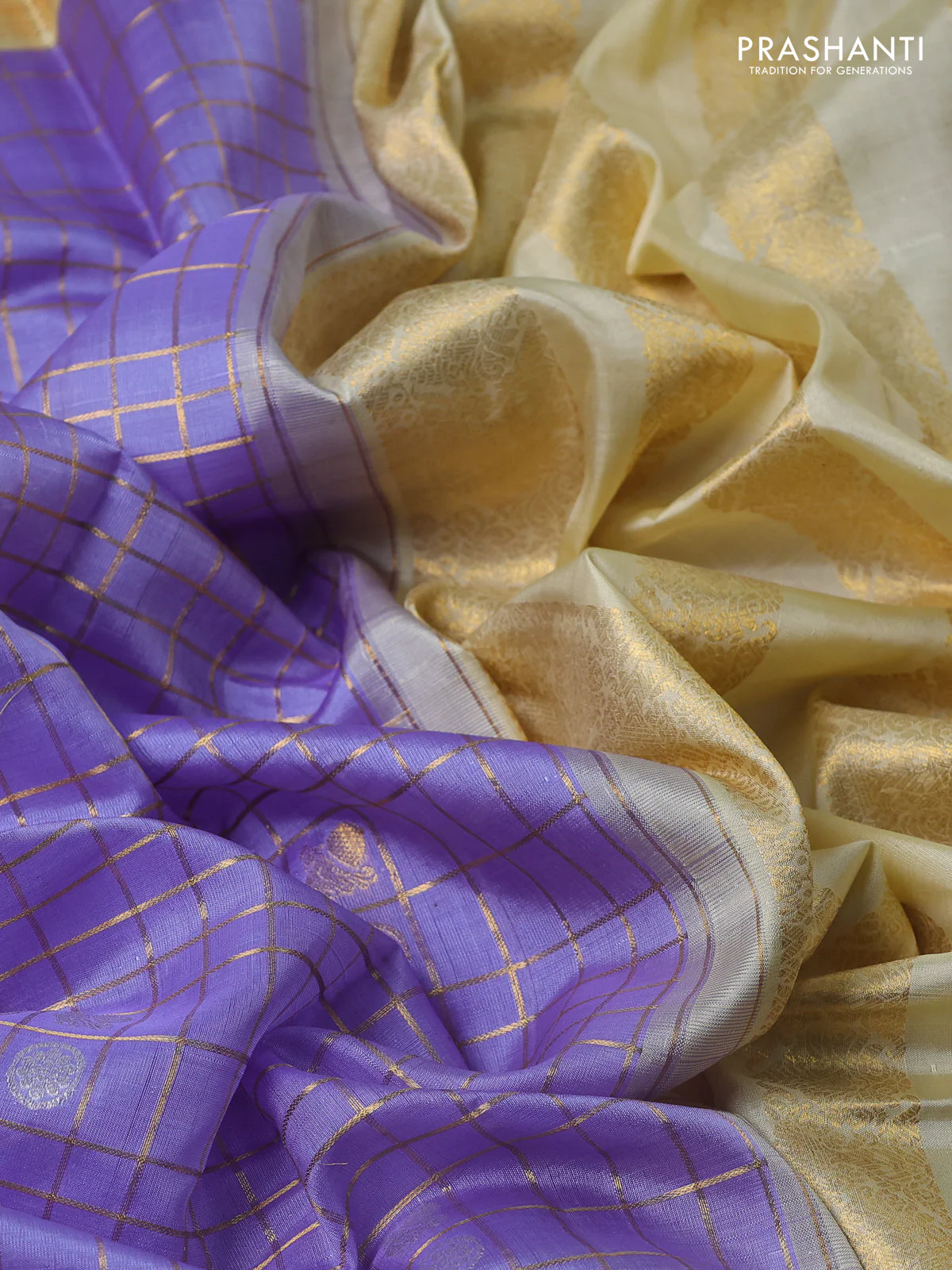 Kora kanchipuram silk saree lavender and cream with allover zari checks & buttas and zari woven korvai border - Image 3