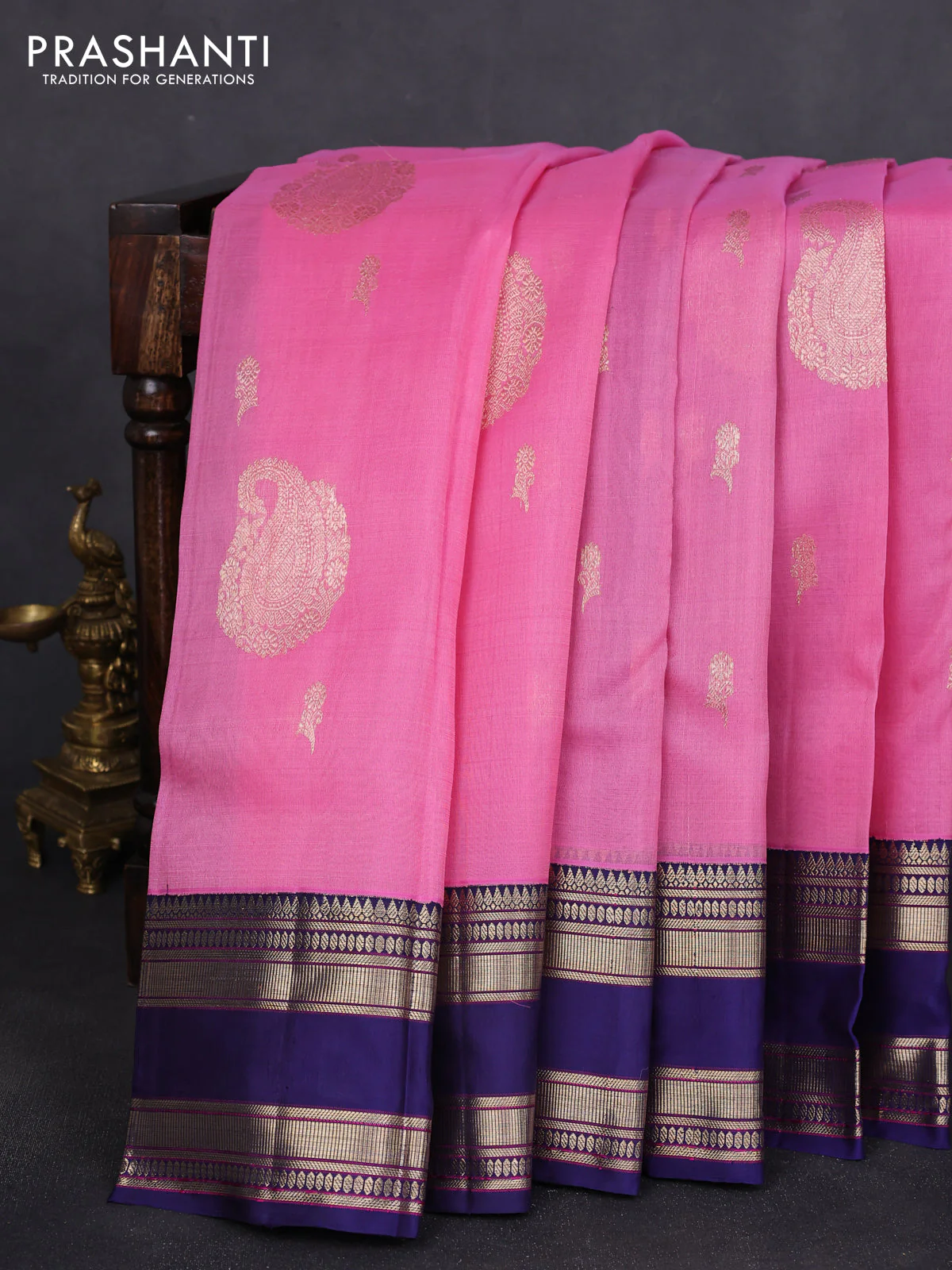 Kora kanchipuram silk saree pink and dark blue with zari woven buttas and rettapet zari woven border - Image 2