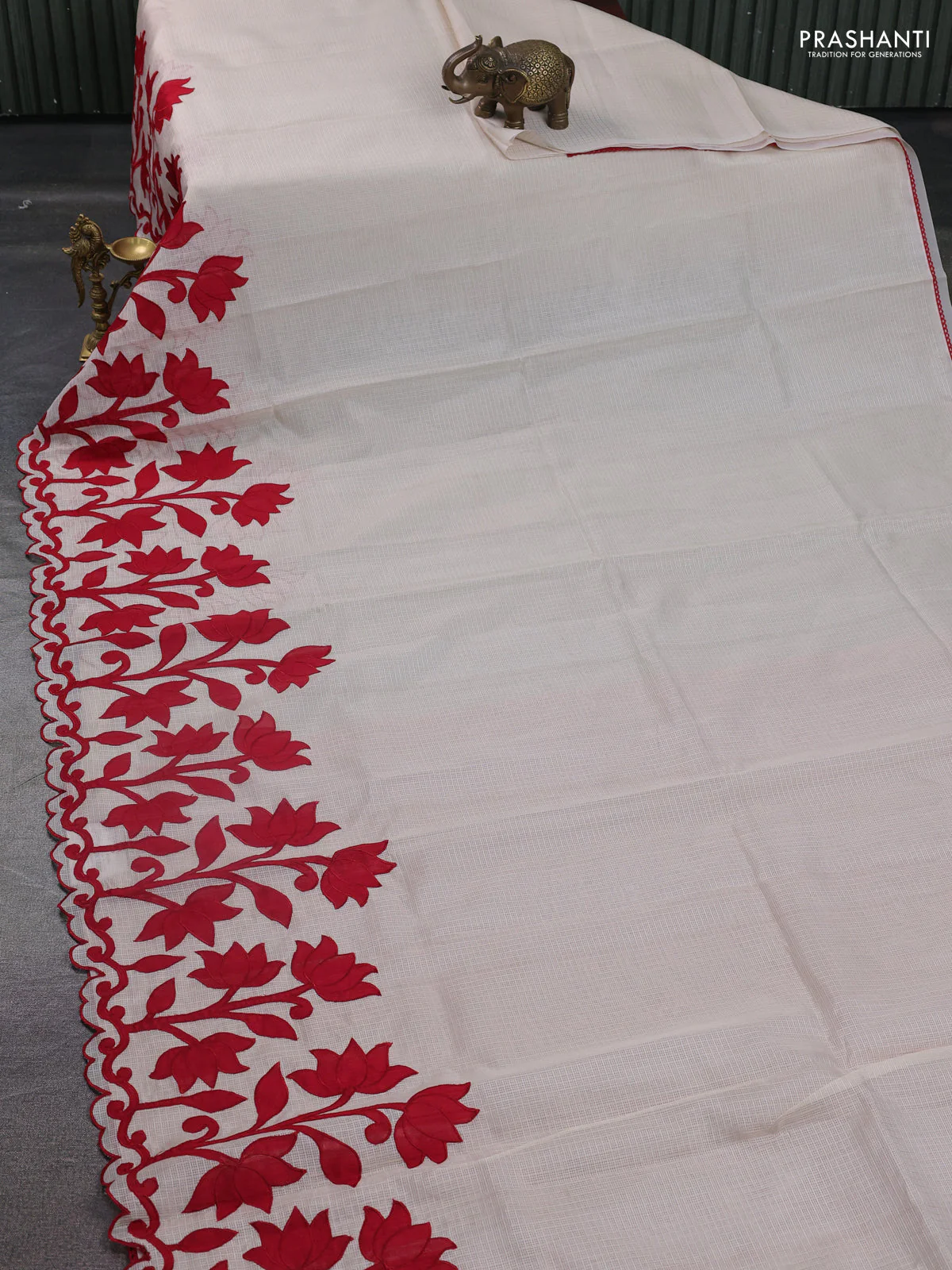 Kota saree beige and red with kalamkari applique work - Image 2