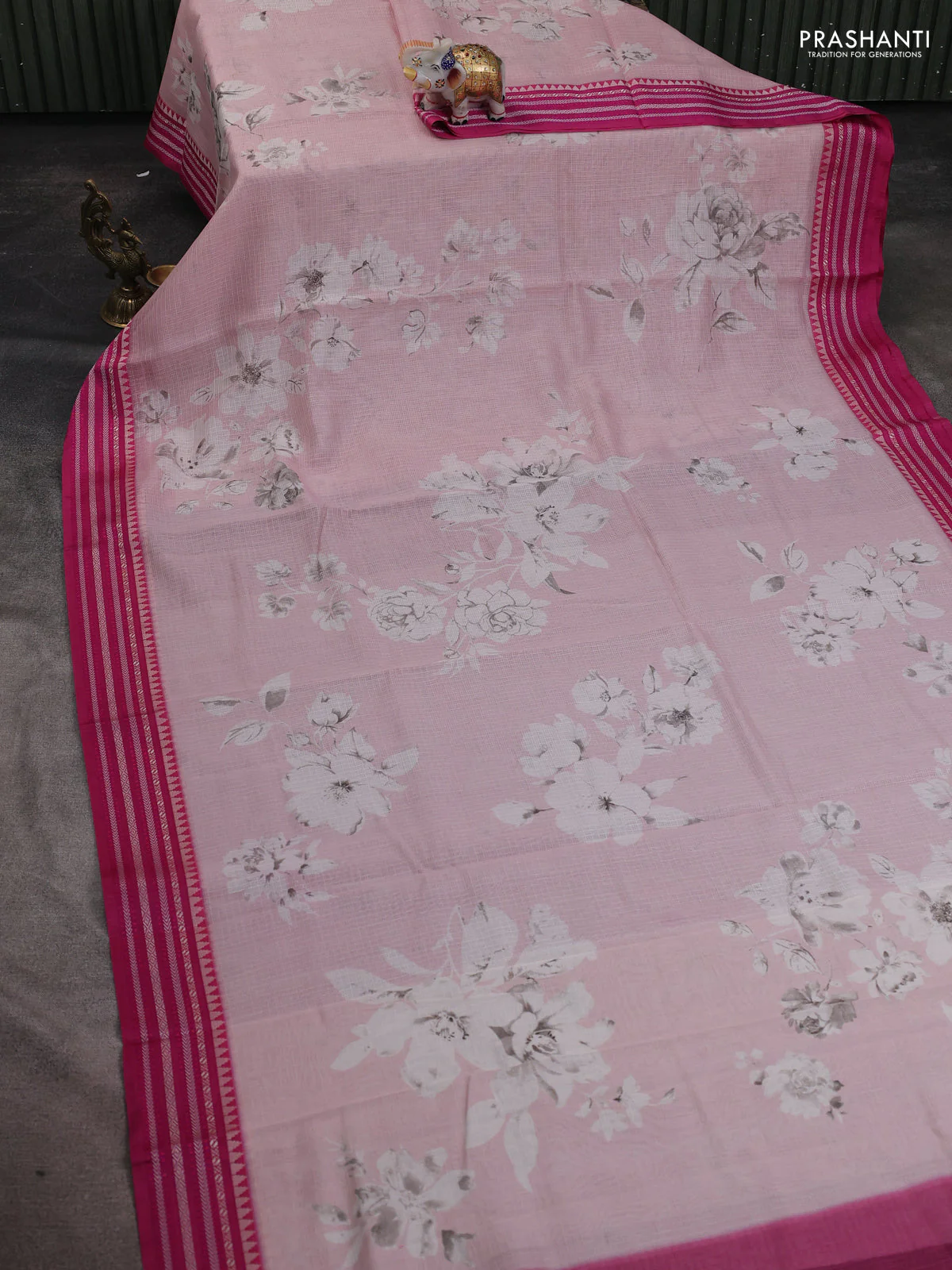 Kota silk cotton saree baby pink and pink with floarl digital prints and thread woven border - Image 2