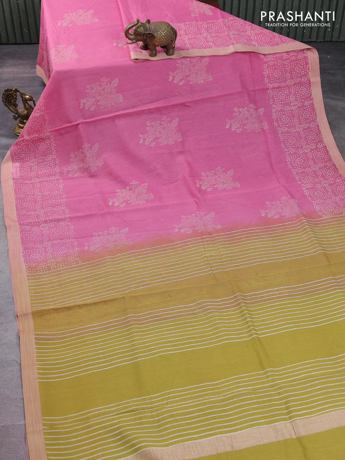 Kota silk cotton saree light pink and mustard yellow with butta block prints and bandhani printed border - Image 2