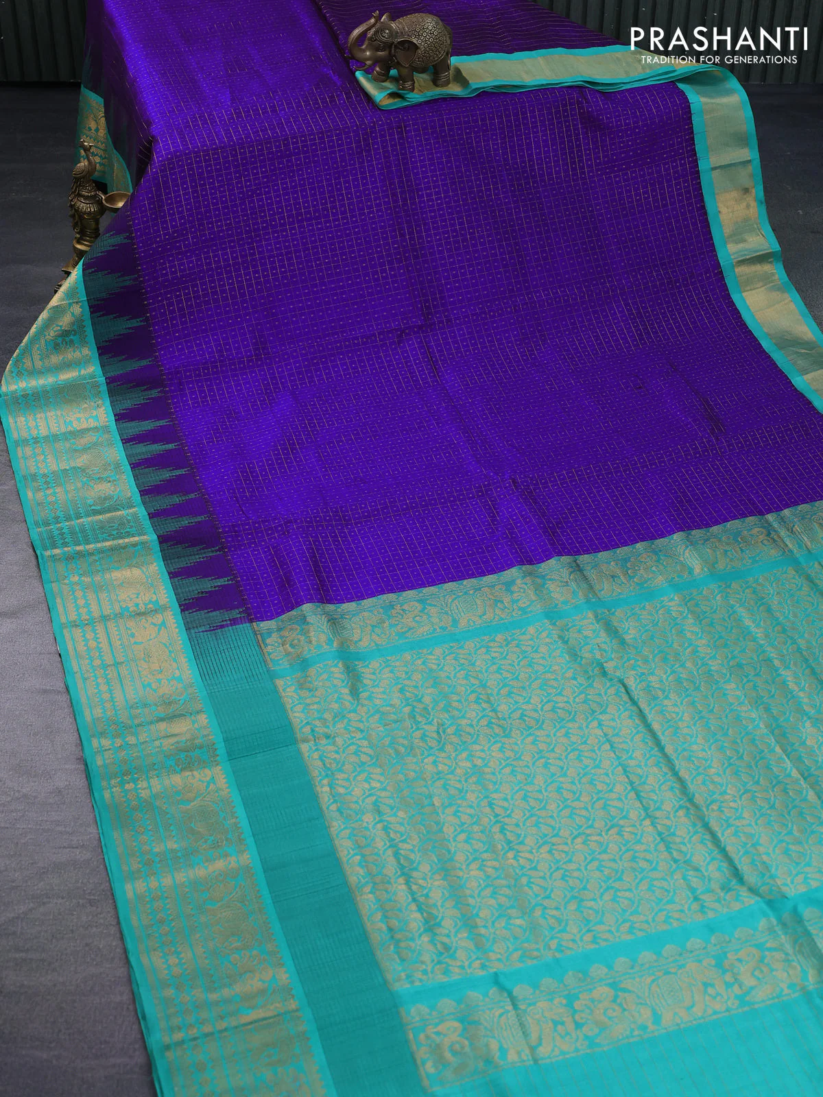Kuppadam silk cotton saree blue and teal green with allover zari checks & buttas and temple woven elephant design zari border - Image 10