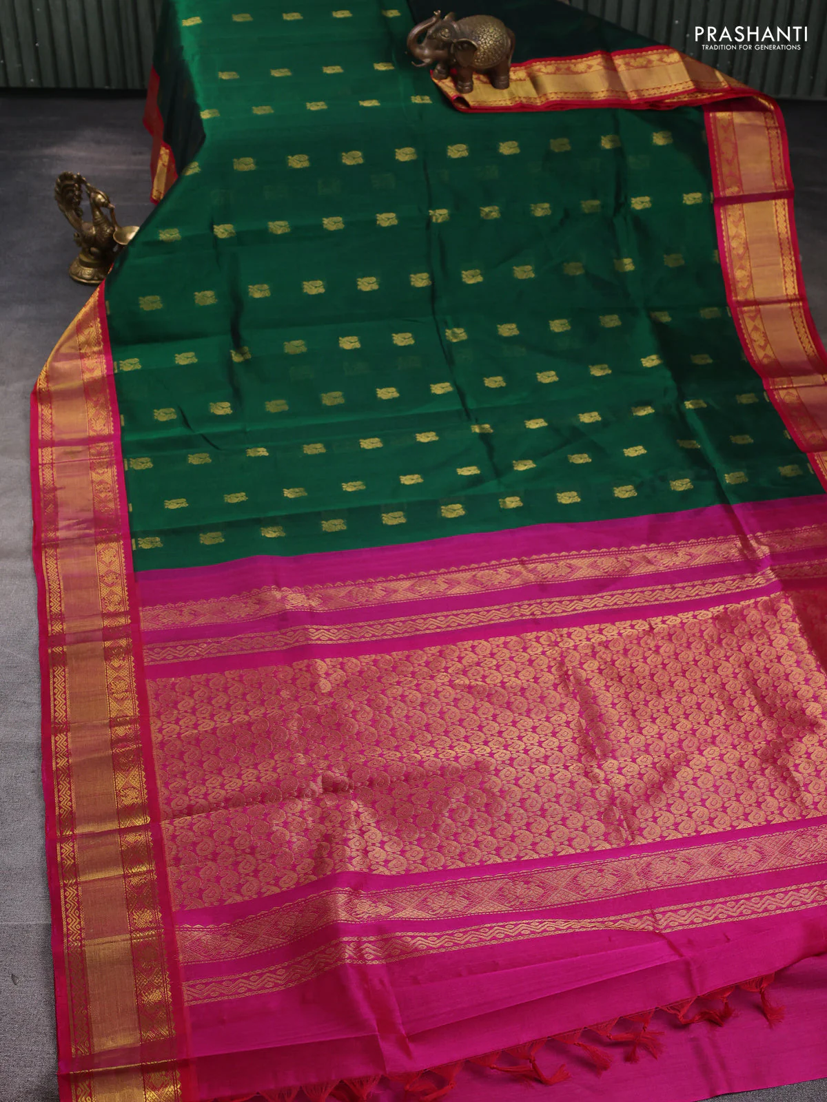 Kuppadam silk cotton saree green and pink with annam zari woven buttas and zari woven korvai border - Image 2