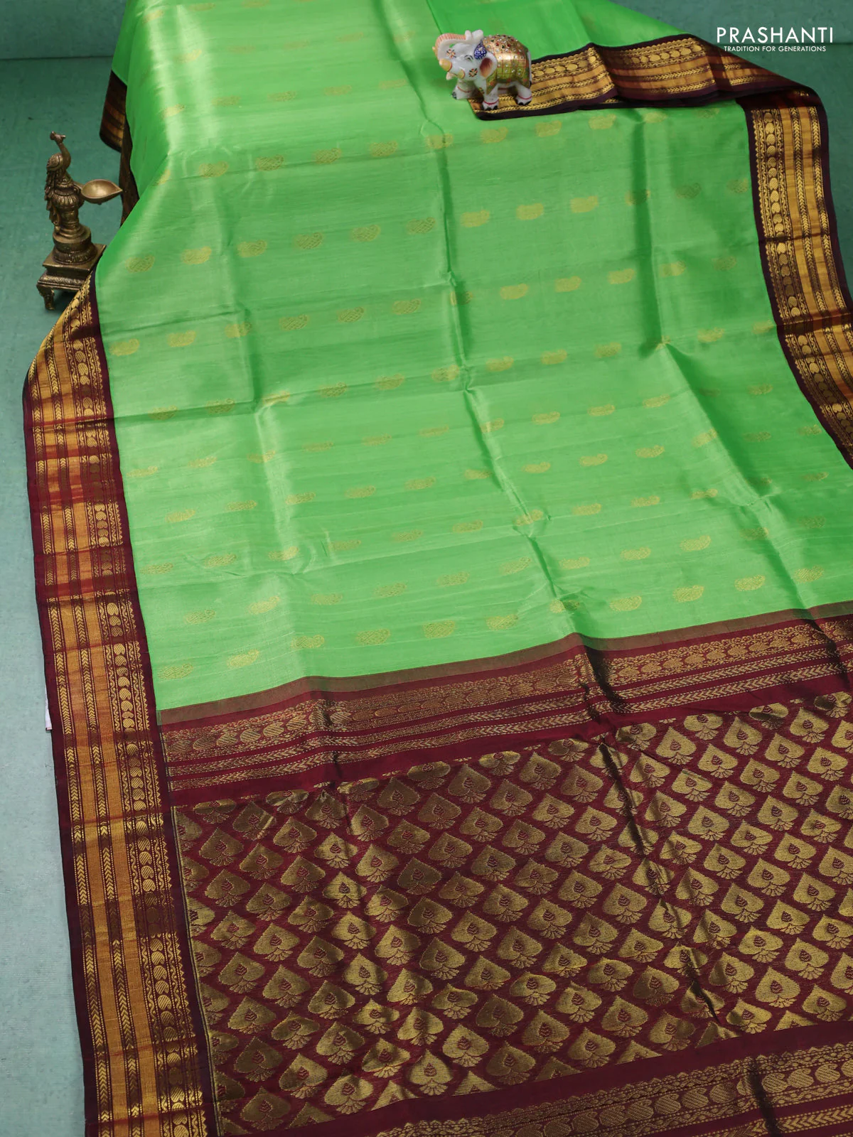 Kuppadam silk cotton saree light green and maroon with zari woven buttas and zari woven border - Image 2