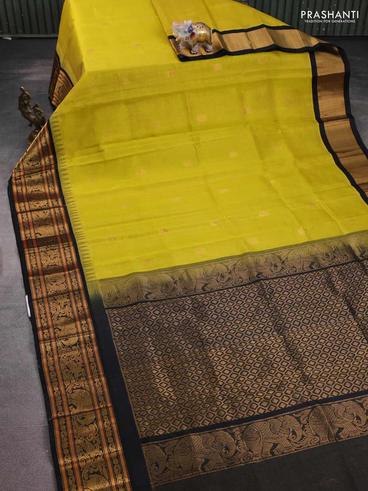Kuppadam silk cotton saree lime yellow and black with allover vairosi pattern & zari buttas and temple design zari woven border - Image 2