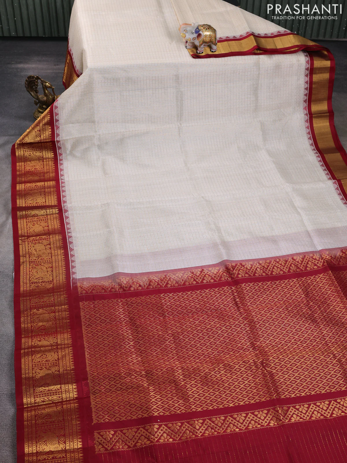 Kuppadam silk cotton saree off white and maroon with allover laksha deepam pattern and temple design elephant zari woven border - Image 2