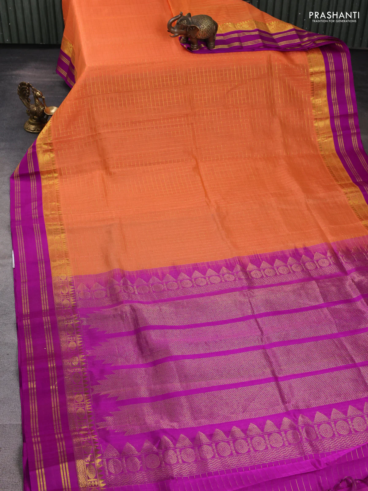 Kuppadam silk cotton saree orange and purple with allover zari checked pattern and zari woven border - Image 2