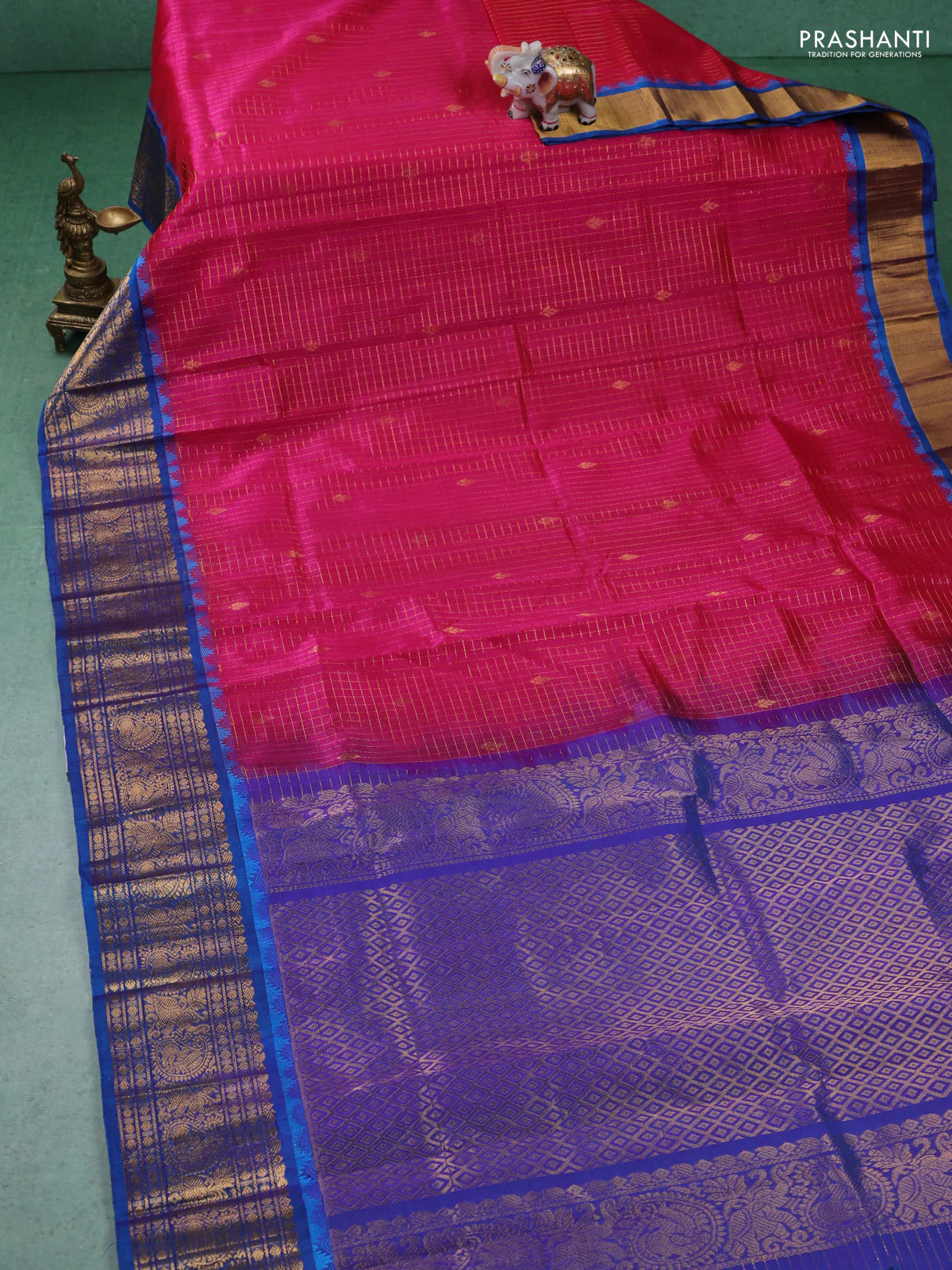 Kuppadam silk cotton saree pink and cs blue with allover zari checked pattern and long zari woven border - Image 2