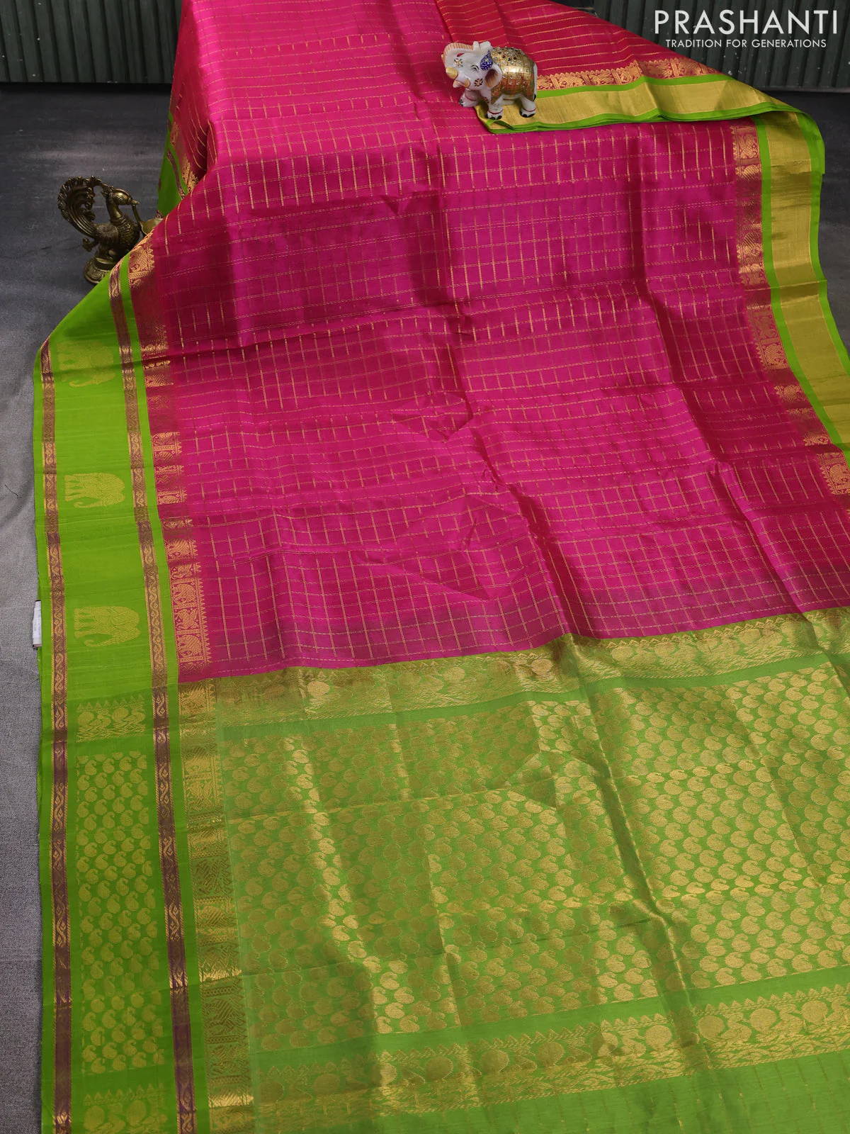 Kuppadam silk cotton saree pink and light green with allover zari checked pattern and rettapet zari woven butta border - Image 2