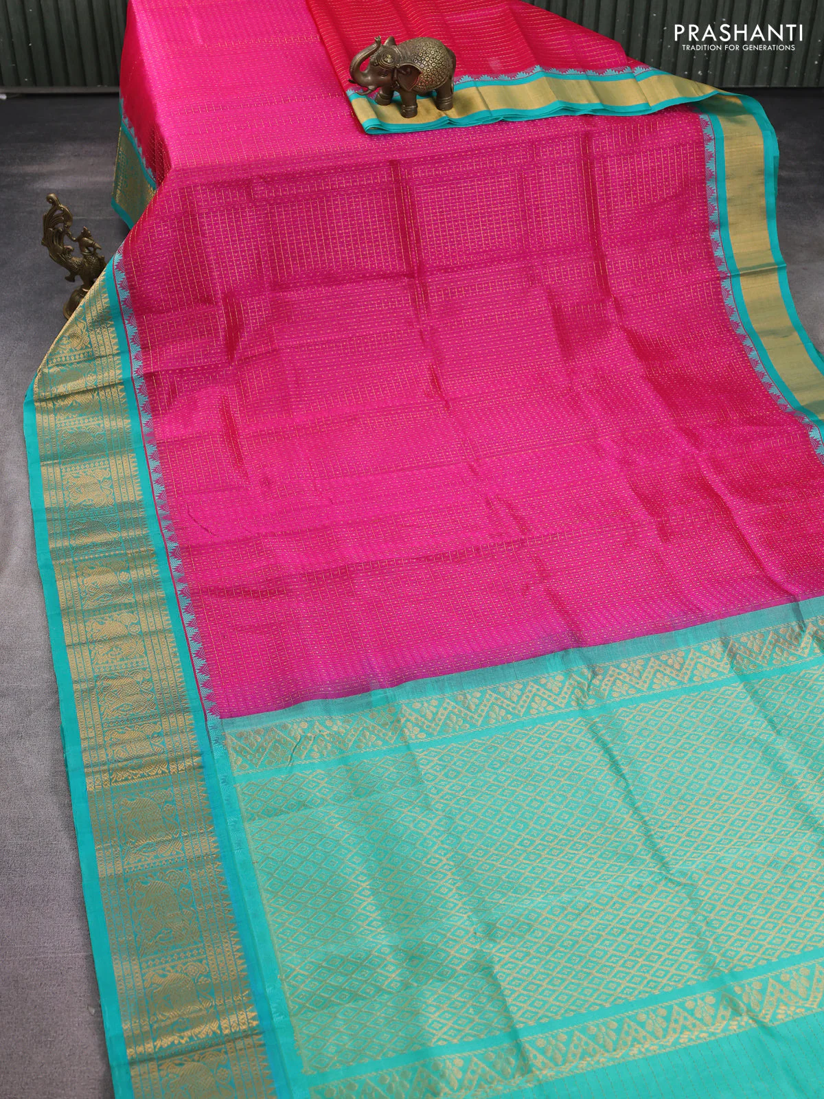 Kuppadam silk cotton saree pink and teal green with allover lakshadeepam weaves and temple design zari woven border - Image 2