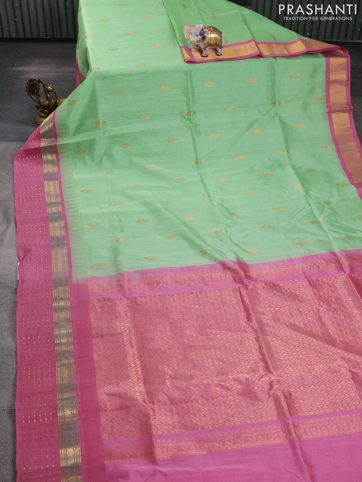 Kuppadam silk cotton saree pista green and mauve pink with zari woven buttas and zari woven border - Image 2