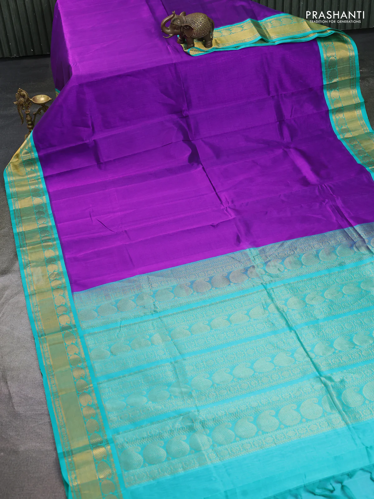 Kuppadam silk cotton saree purple and teal blue with plain body and paisley zari woven border - Image 2