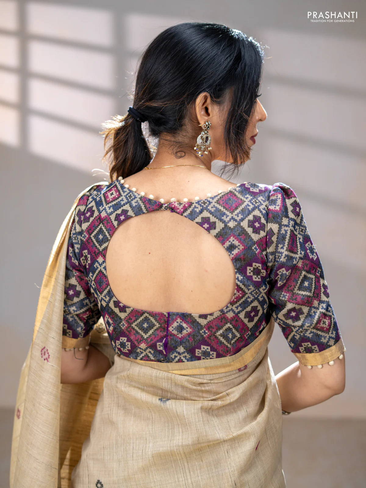 Linen cotton saree beige and purple blue with thread woven buttas and patola weaving pallu - Image 4