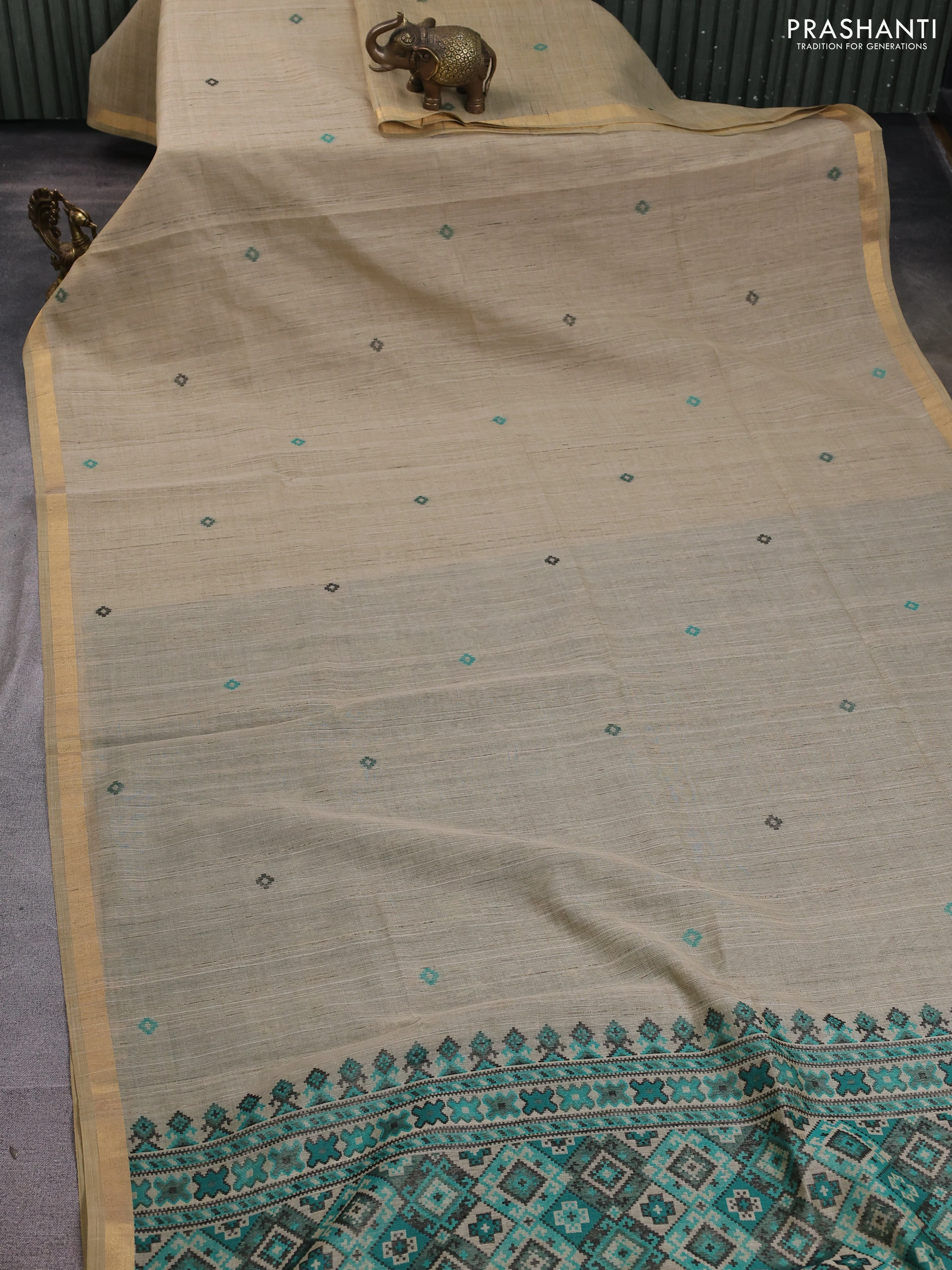 Linen cotton saree beige and teal green with thread woven buttas and patola weaving pallu - Image 5