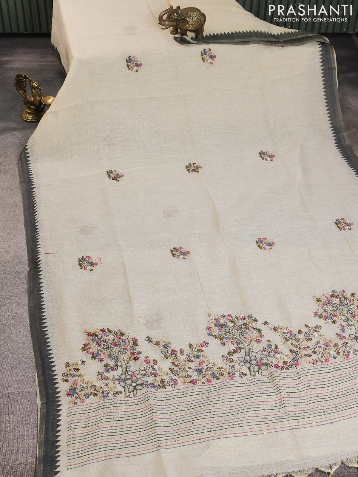 Linen cotton saree cream and black with kantha stitch work and zari woven border - Image 2