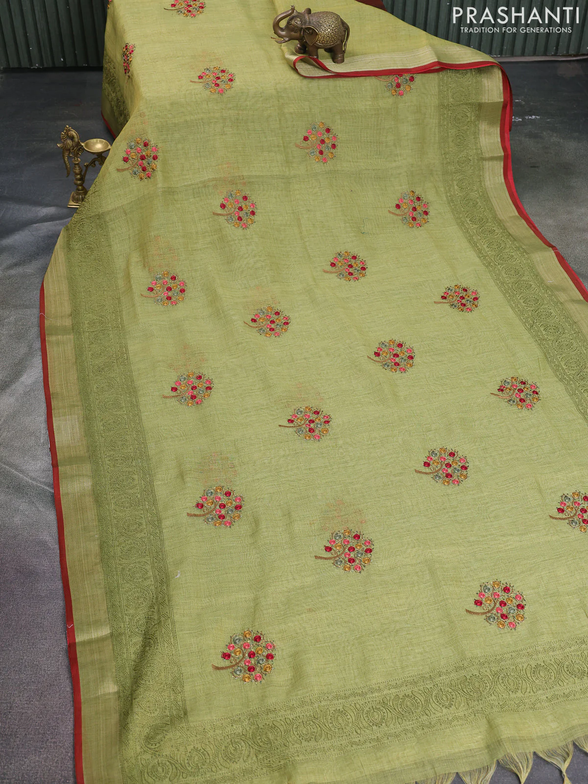 Linen cotton saree light green with kantha stitch work and embroidered zari border - Image 2