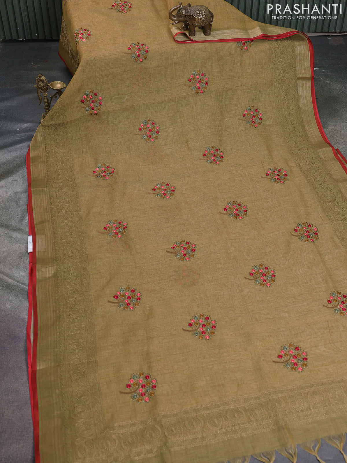 Linen cotton saree mustard green with kantha stitch work and embroidered zari border - Image 2
