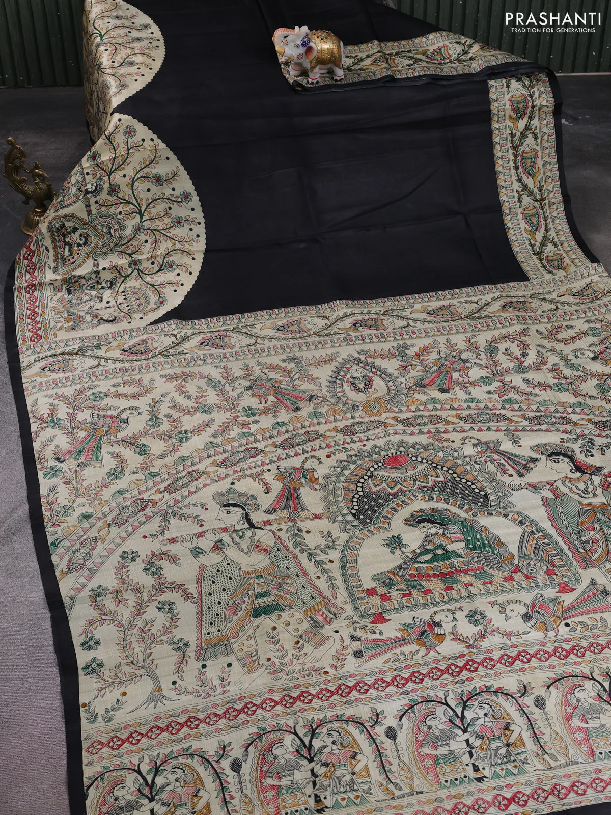 Madhubani printed silk saree black and beige with plain body and long madhubani printed border - Image 2