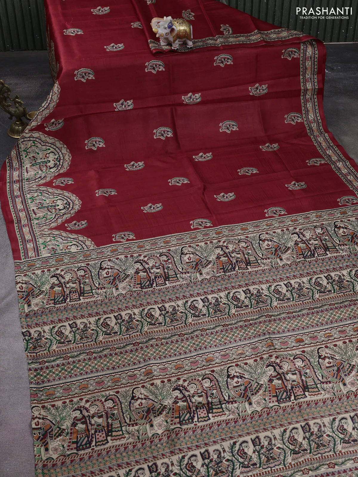Madhubani printed silk saree maroon and cream with butta prints and madhubani printed border - Image 2