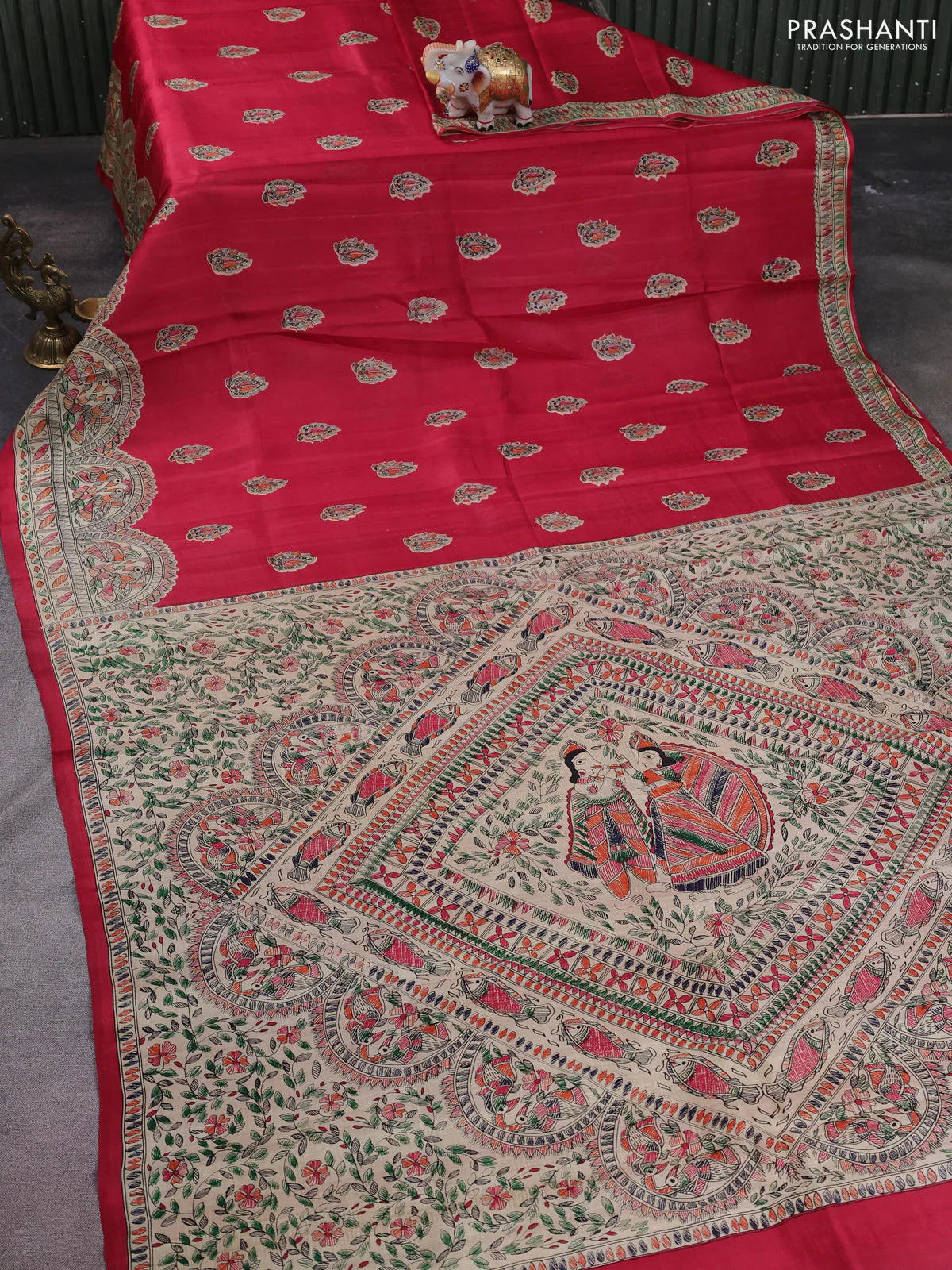 Madhubani printed silk saree tomato pink with butta prints and madhubani printed border - Image 2