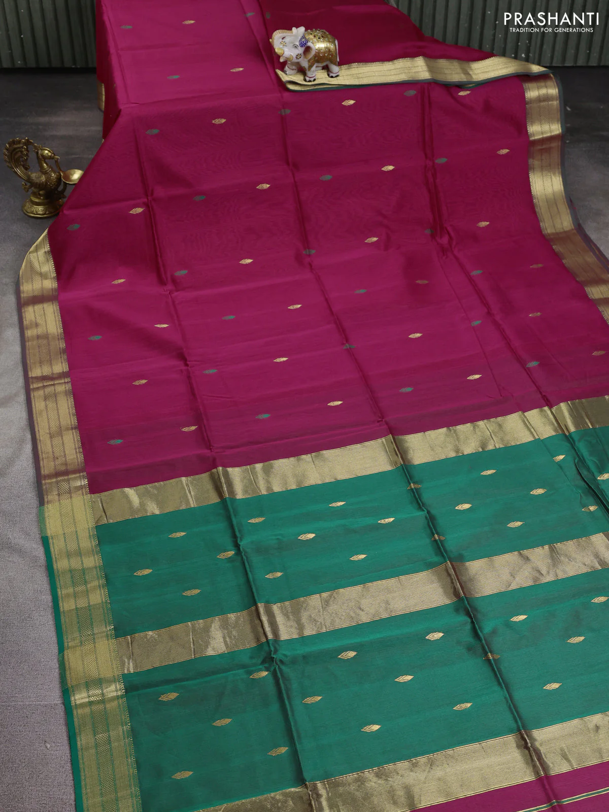 Maheshwari silk cotton saree pink and green with thread & zari woven buttas and zari woven border - Image 2