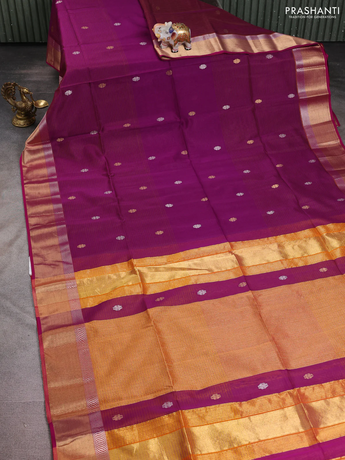 Maheshwari silk cotton saree purple and orange with silver & gold zari woven buttas and zari woven border - Image 2
