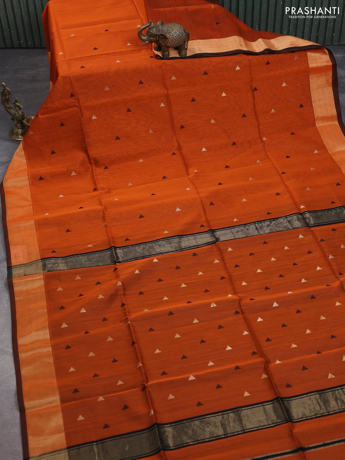 Maheshwari silk cotton saree rustic orange and black with thread & zari woven geometric buttas and zari woven border - Image 2