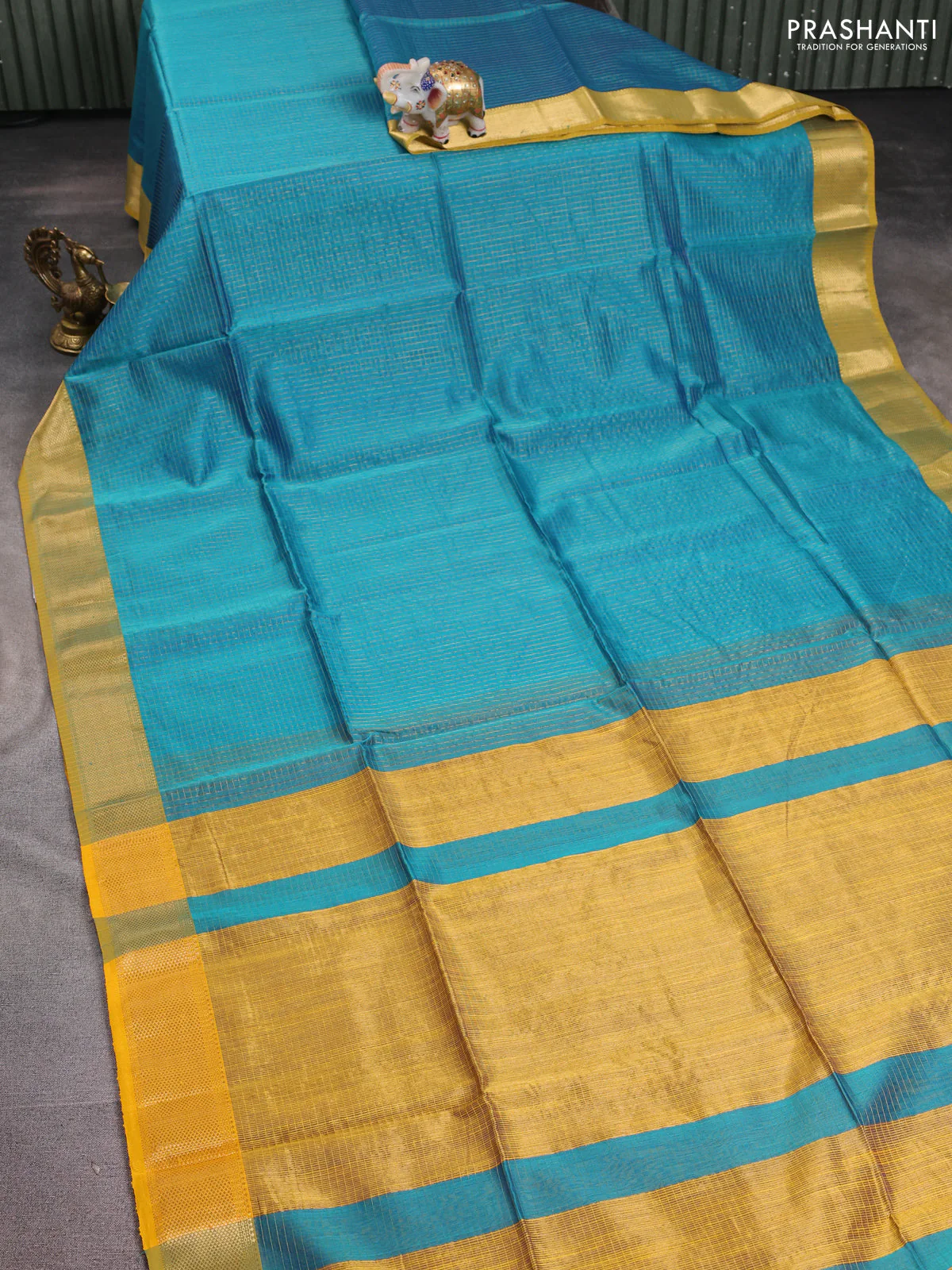 Maheshwari silk cotton saree teal blue and yellow with allover zari checked pattern and zari woven border - Image 2