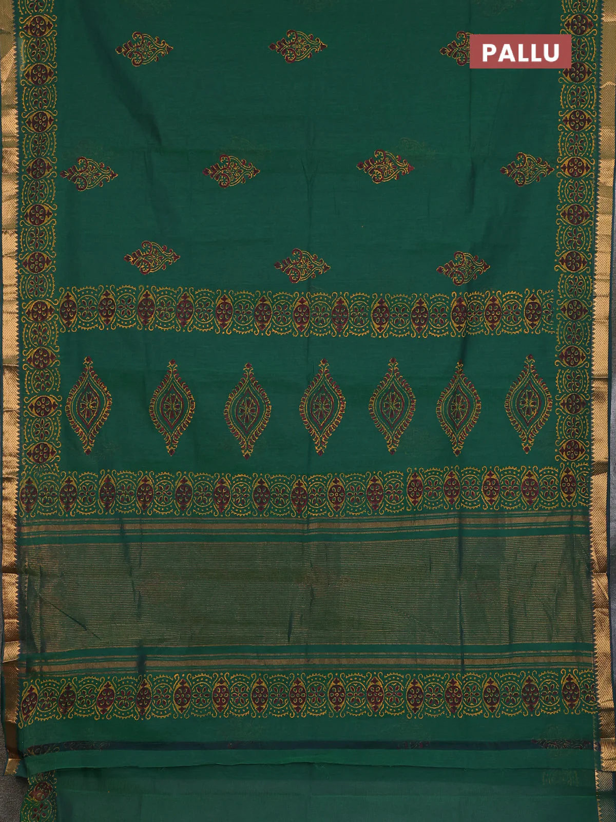 Mangalagiri cotton block printed saree green with butta prints and mangalgiri border - Image 3