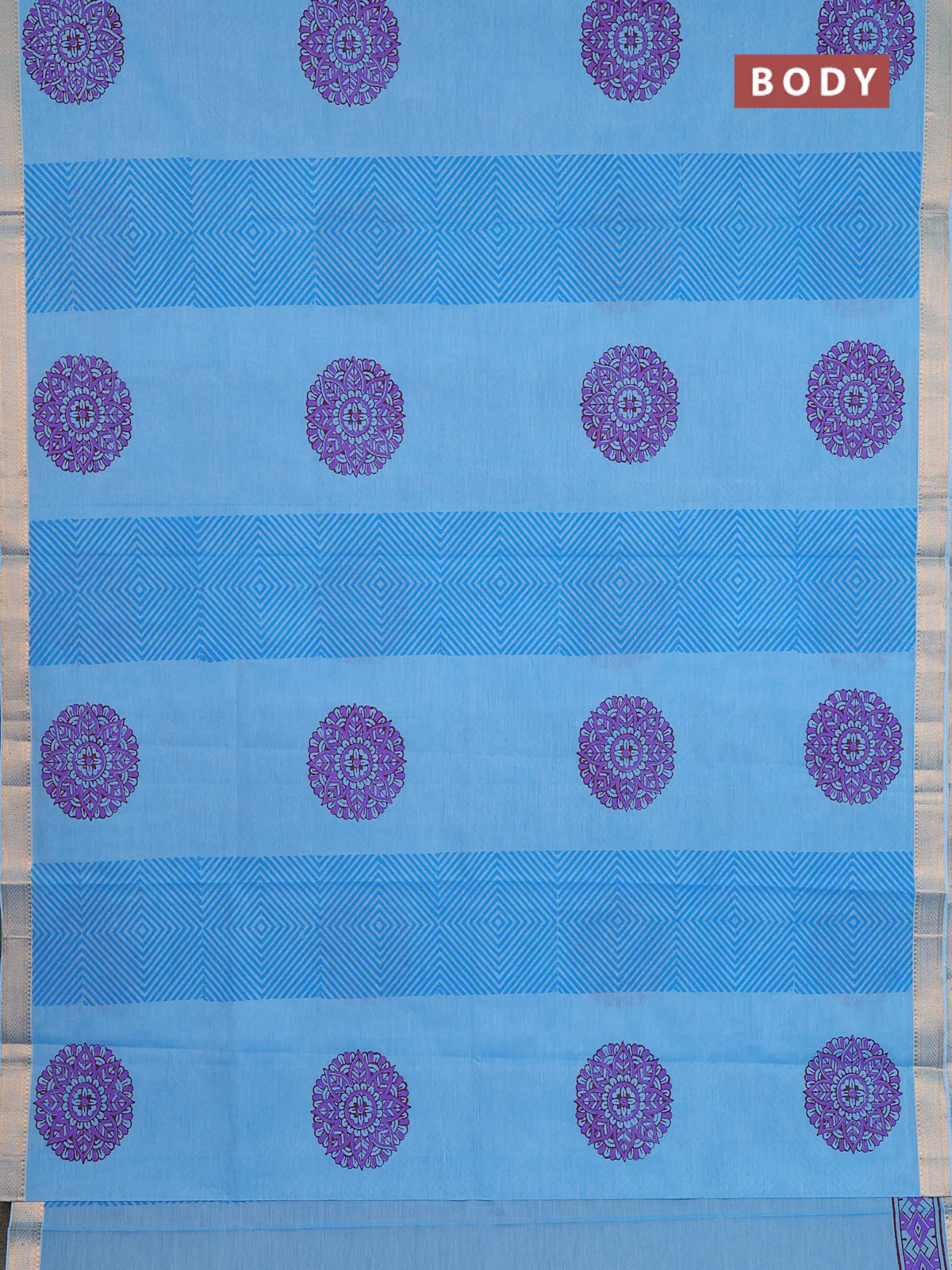 Mangalagiri cotton block printed saree light blue with butta prints and mangalgiri border - Image 2