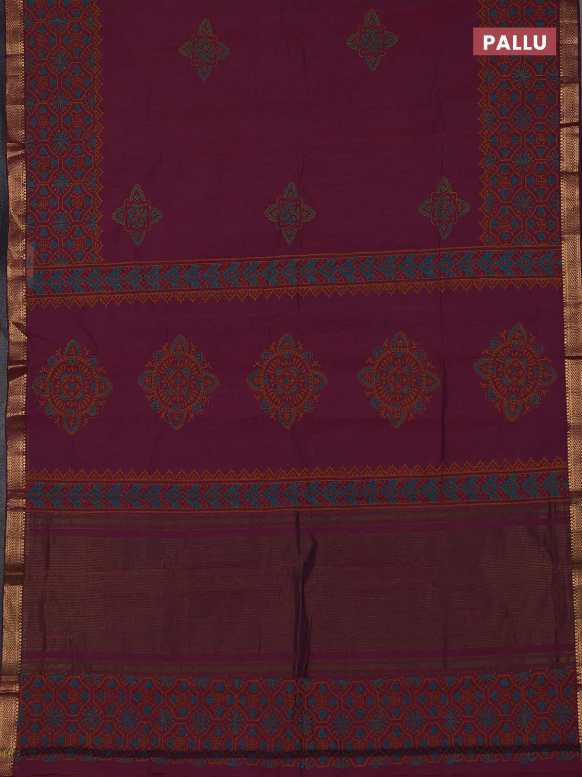 Mangalagiri cotton block printed saree magenta pink with butta prints and mangalgiri border - Image 3