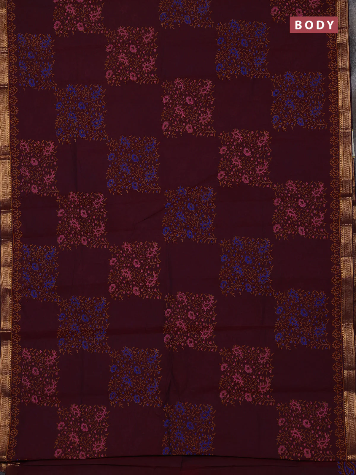 Mangalagiri cotton block printed saree maroon with allover prints and mangalgiri border - Image 2