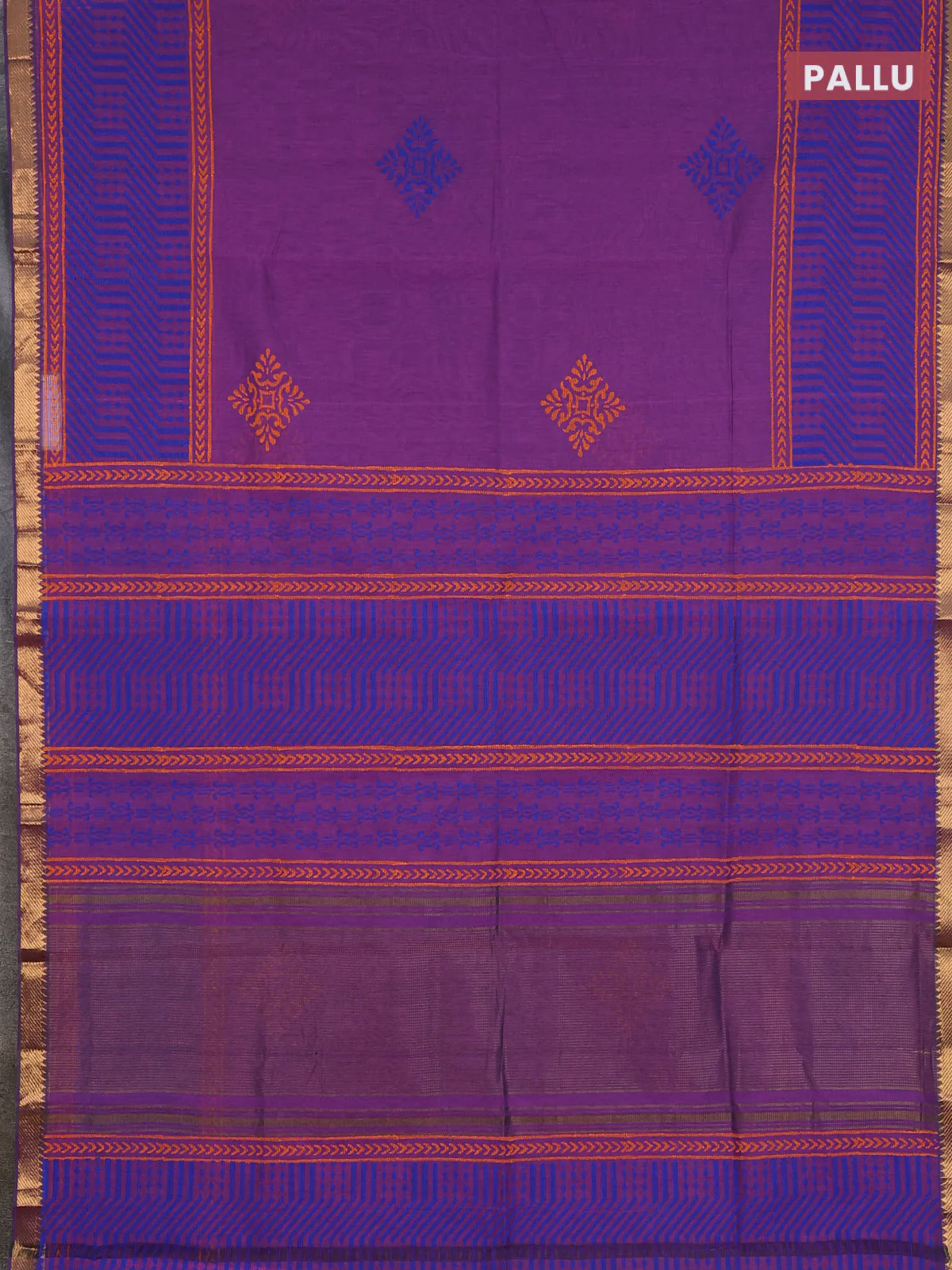 Mangalagiri cotton block printed saree mild purple with butta prints and mangalgiri border - Image 3
