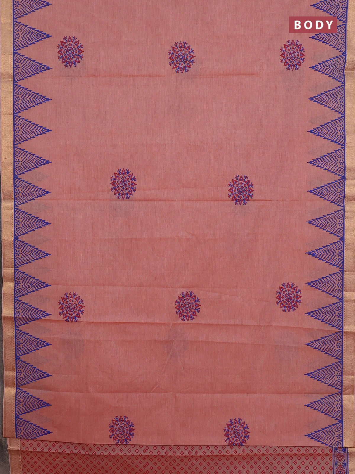 Mangalagiri cotton block printed saree pale orange with allover butta prints and mangalgiri border - Image 2