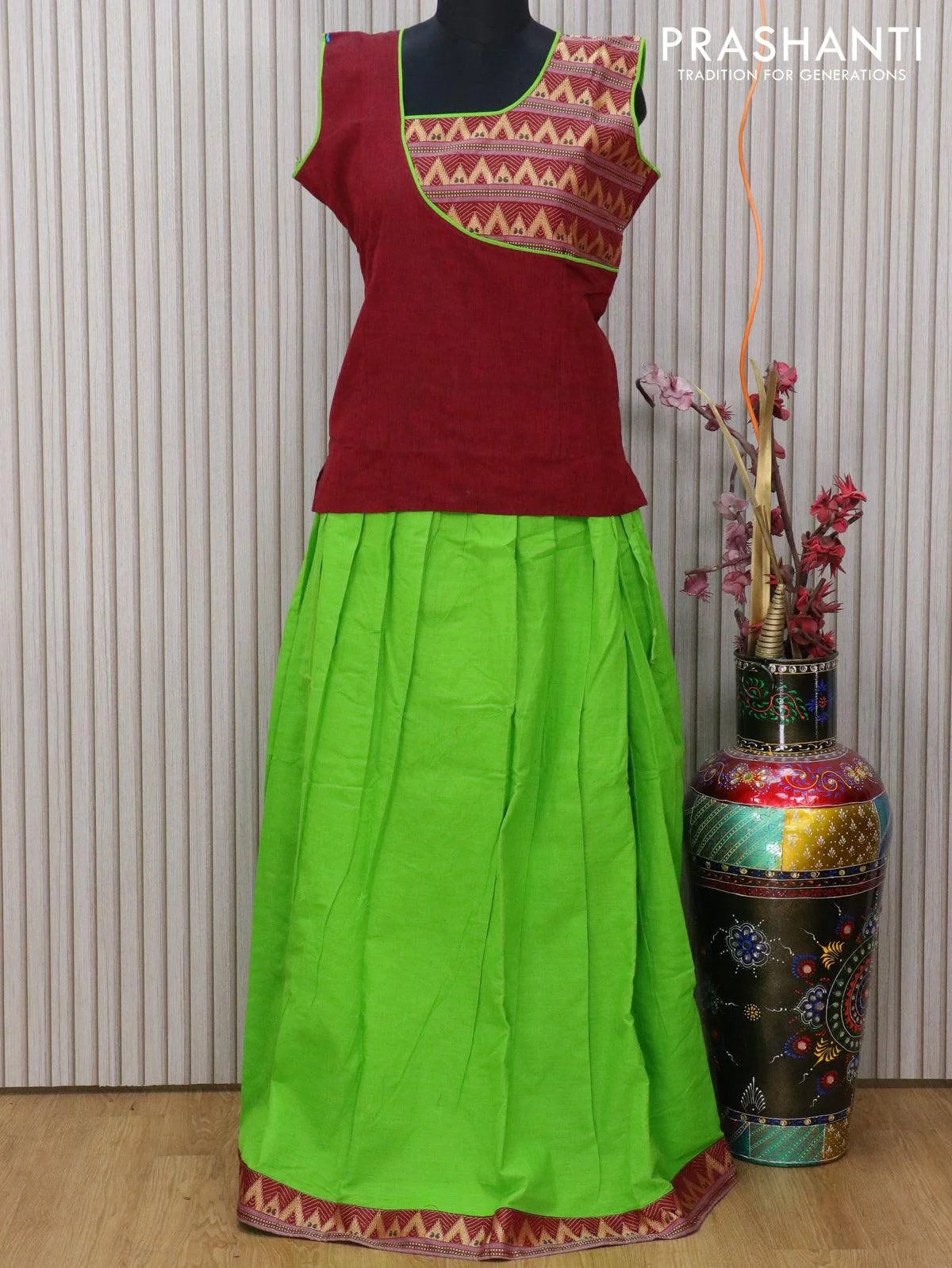 Mangalagiri cotton kids lehanga maroon and green with patch work neck pattern and temple design thread woven border for 16 years - sleeve attached